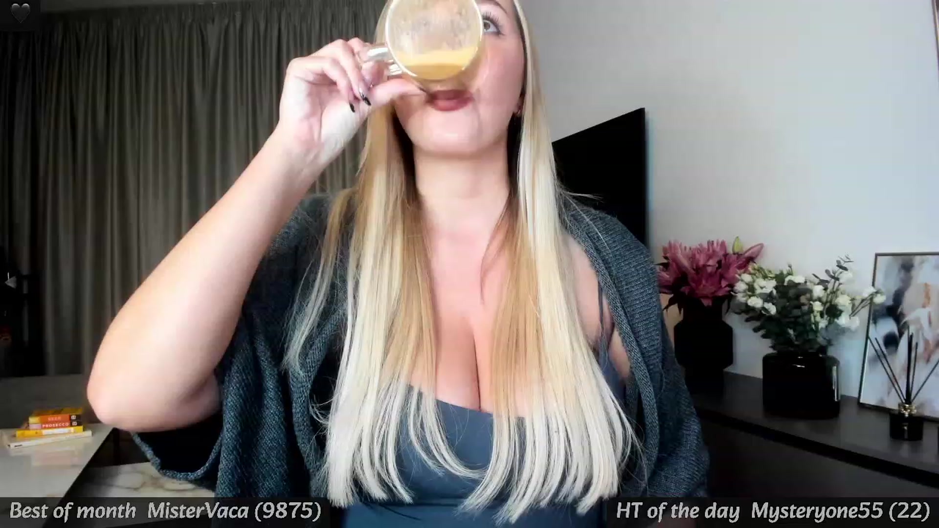 Gallery image thumbnail from BdayMi_Ha's myfreecams stream on, 01/15/2024, 15:22 image 6 of 20