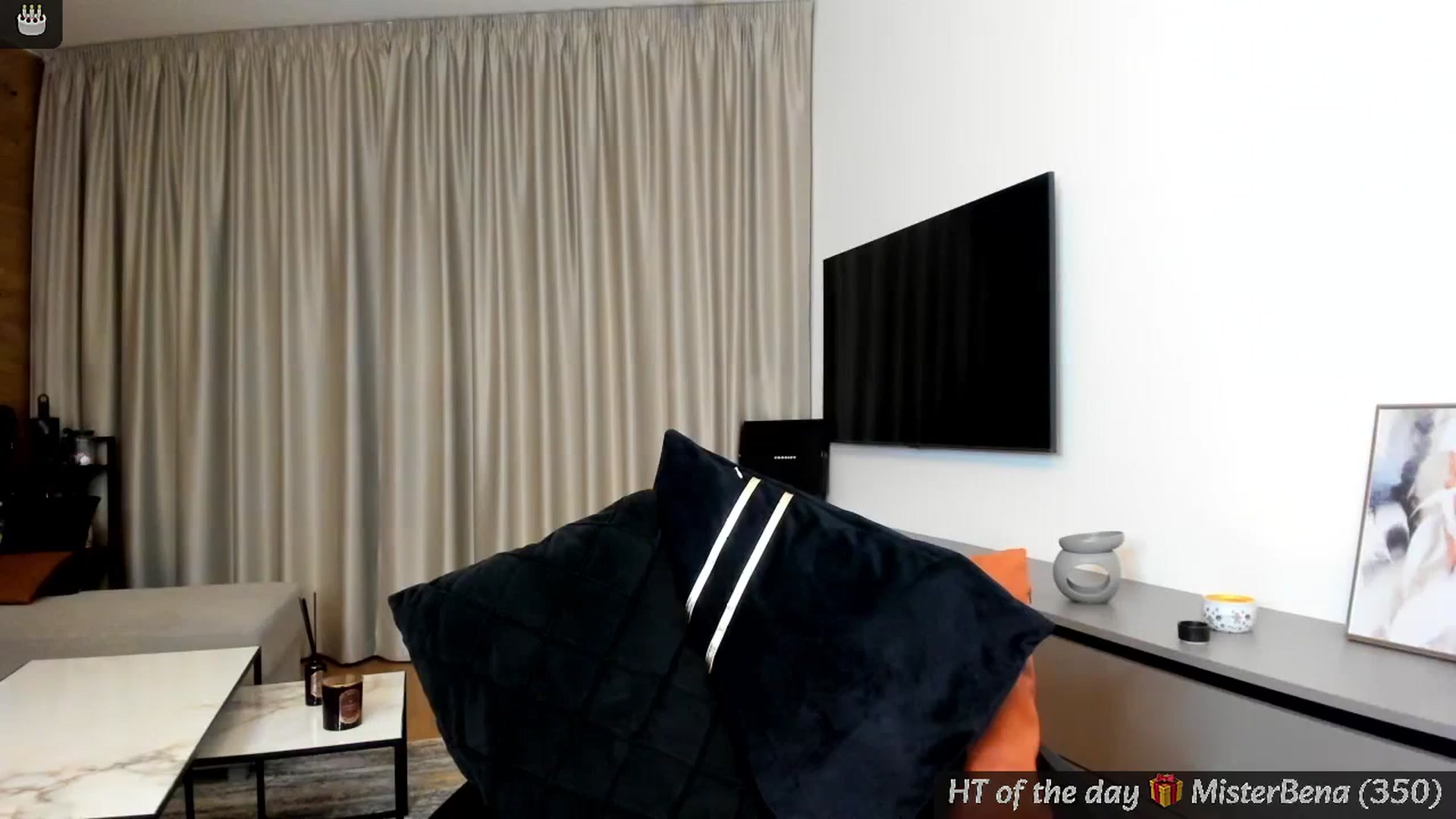 Gallery image thumbnail from BdayMi_Ha's myfreecams stream on, 01/02/2025, 17:42 image 10 of 20