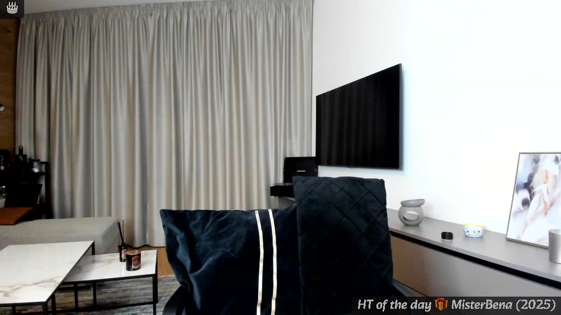 Gallery image thumbnail from BdayMi_Ha's myfreecams stream on, 01/02/2025, 22:46 image 7 of 20