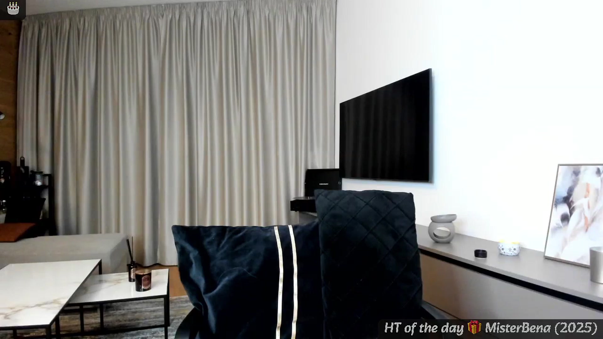 Gallery image thumbnail from BdayMi_Ha's myfreecams stream on, 01/02/2025, 22:46 image 6 of 20
