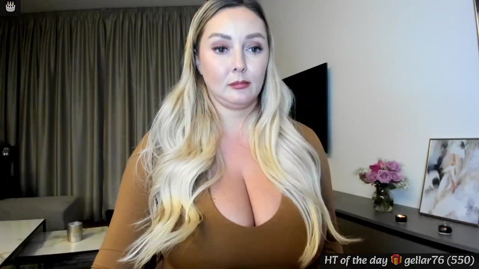 Gallery image thumbnail from BdayMi_Ha's myfreecams stream on, 01/06/2025, 22:02 image 16 of 20