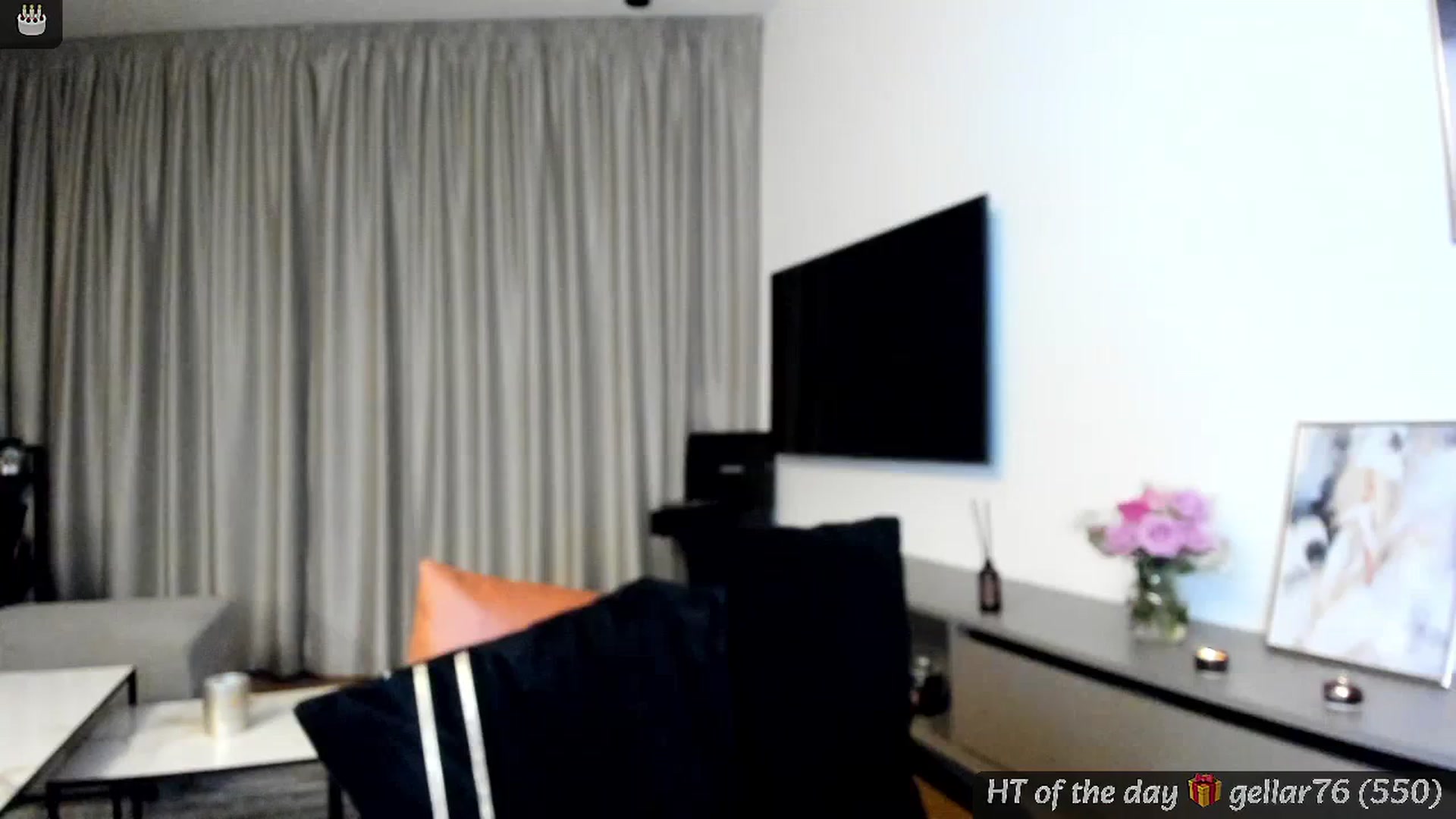 Gallery image thumbnail from BdayMi_Ha's myfreecams stream on, 01/06/2025, 22:02 image 4 of 20