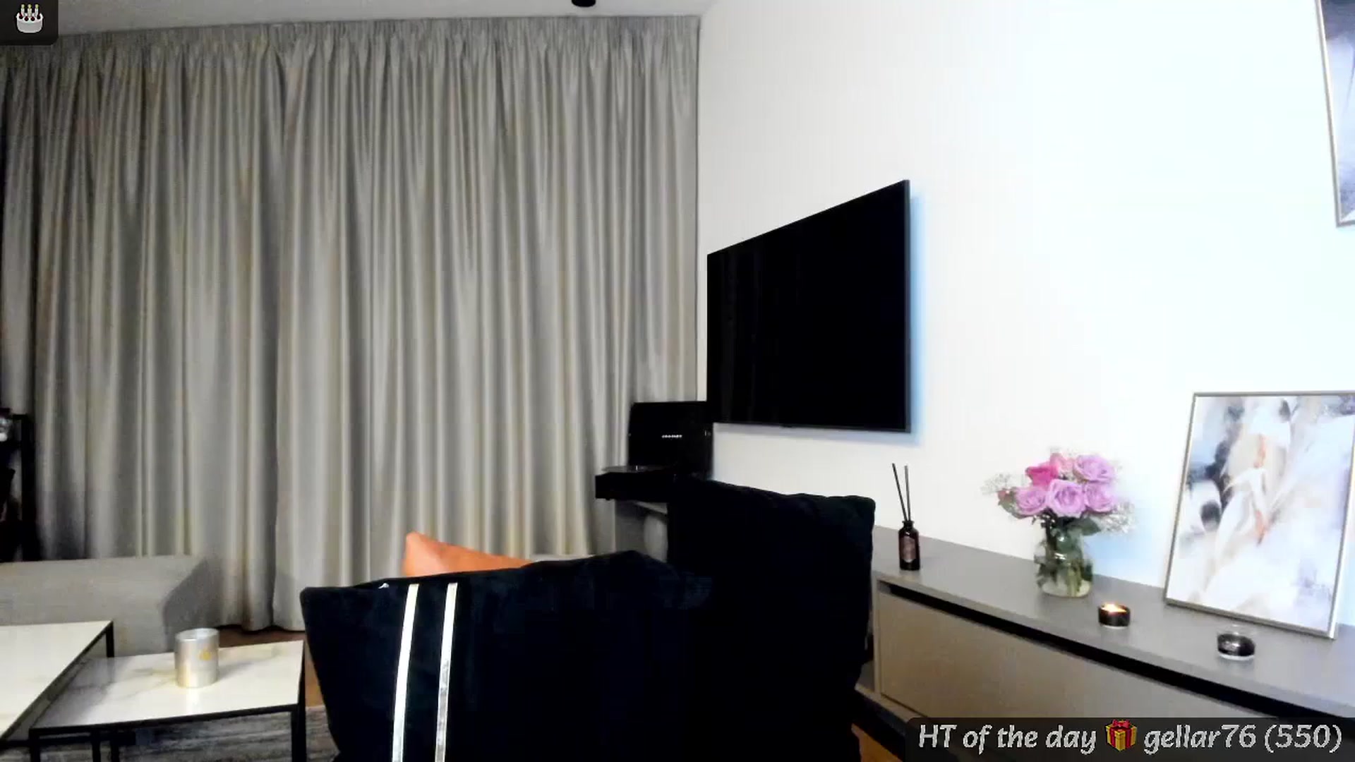Gallery image thumbnail from BdayMi_Ha's myfreecams stream on, 01/06/2025, 22:02 image 13 of 20