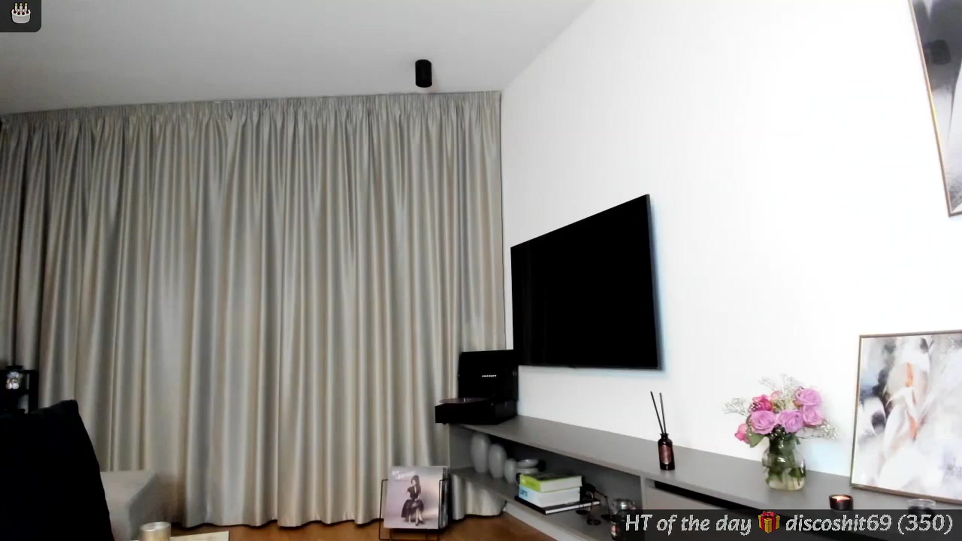 Gallery image thumbnail from BdayMi_Ha's myfreecams stream on, 01/07/2025, 17:08 image 8 of 20