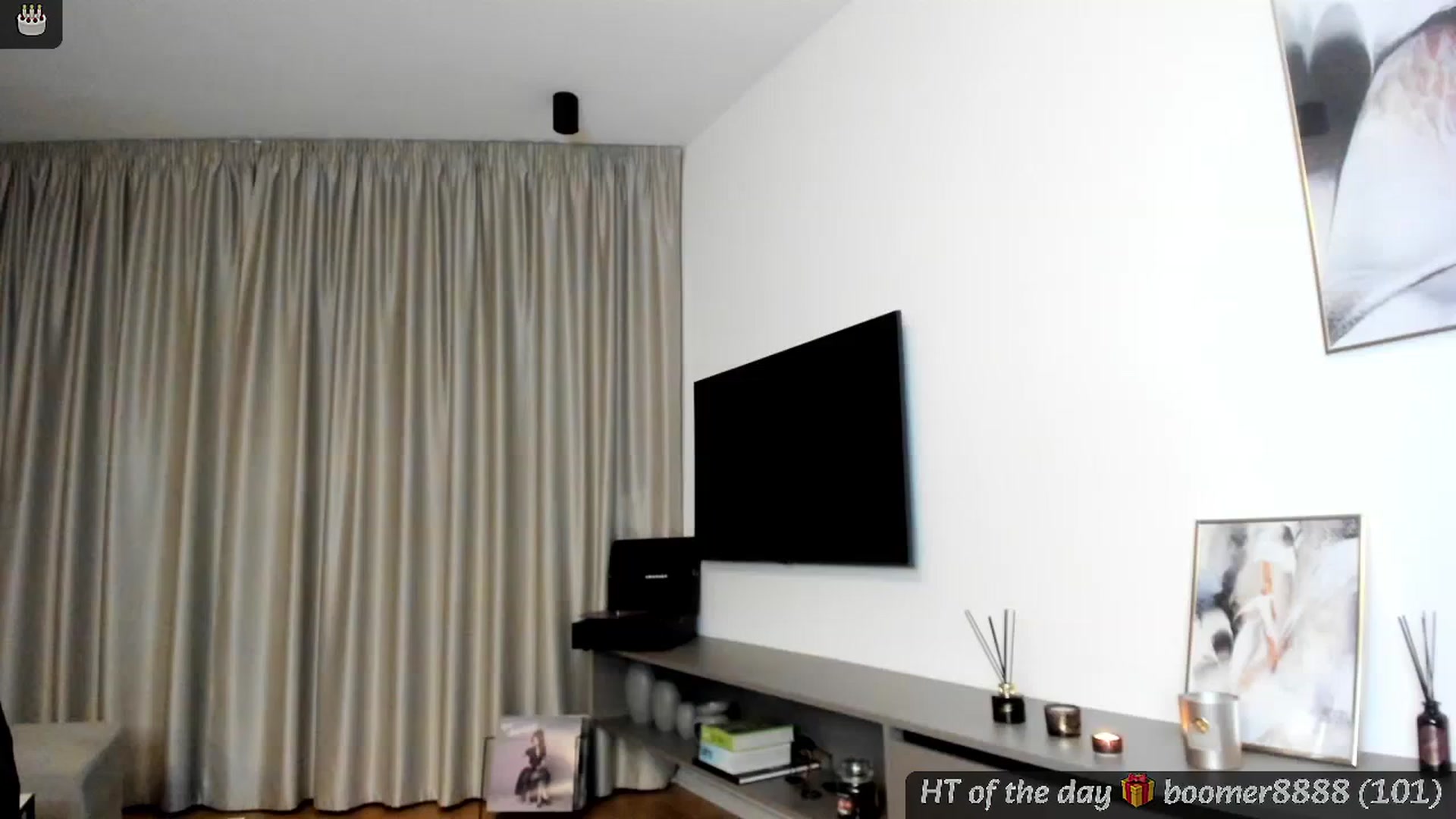 Gallery image thumbnail from BdayMi_Ha's myfreecams stream on, 01/08/2025, 17:21 image 6 of 20