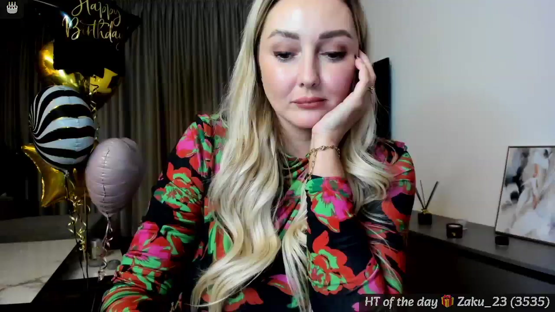 Gallery image thumbnail from BdayMi_Ha's myfreecams stream on, 01/19/2025, 18:24 image 15 of 20