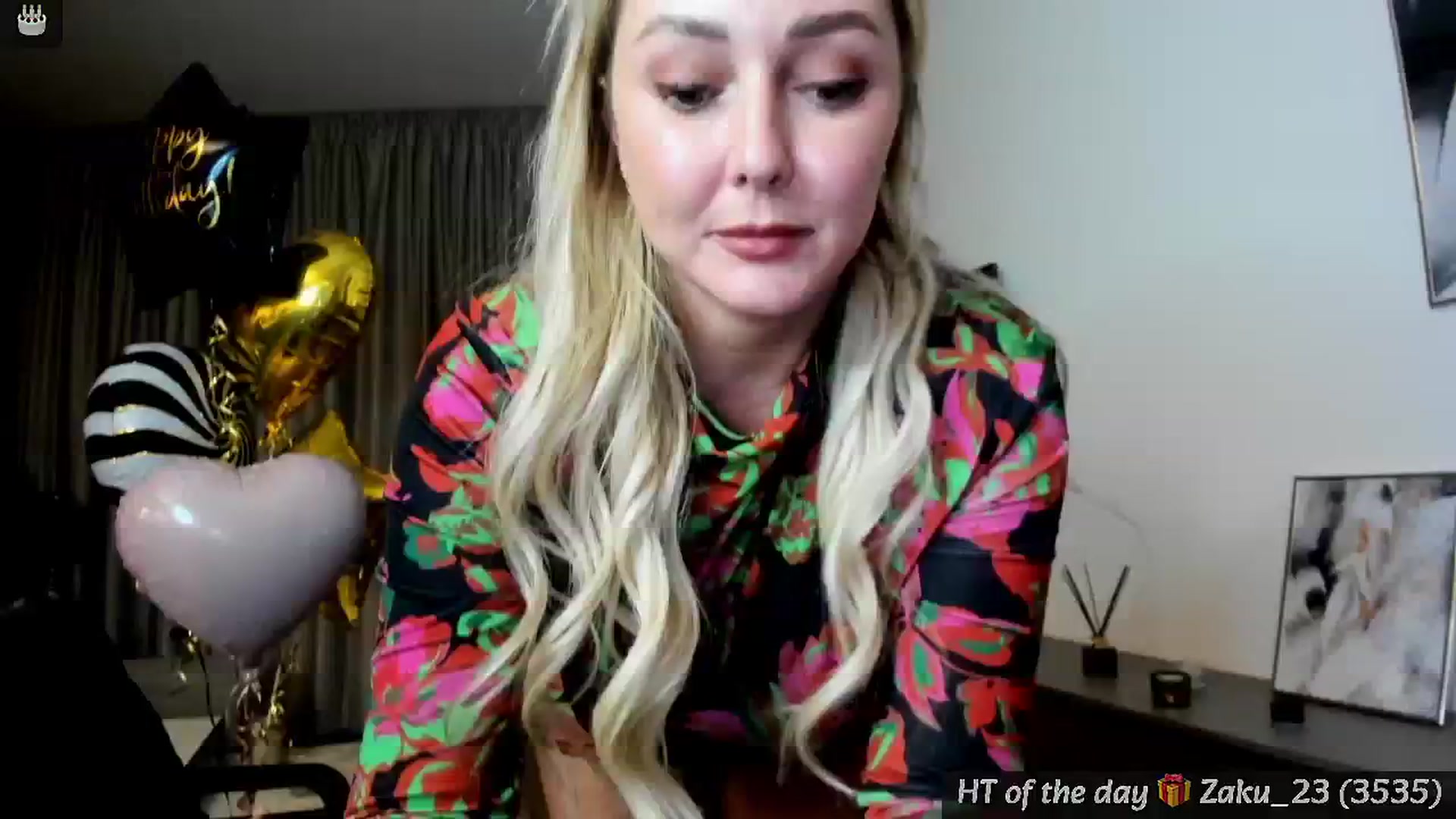 Gallery image thumbnail from BdayMi_Ha's myfreecams stream on, 01/19/2025, 18:24 image 12 of 20
