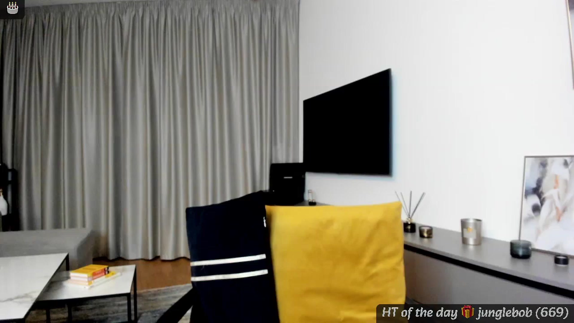 Gallery image thumbnail from BdayMi_Ha's myfreecams stream on, 01/31/2025, 19:27 image 17 of 20