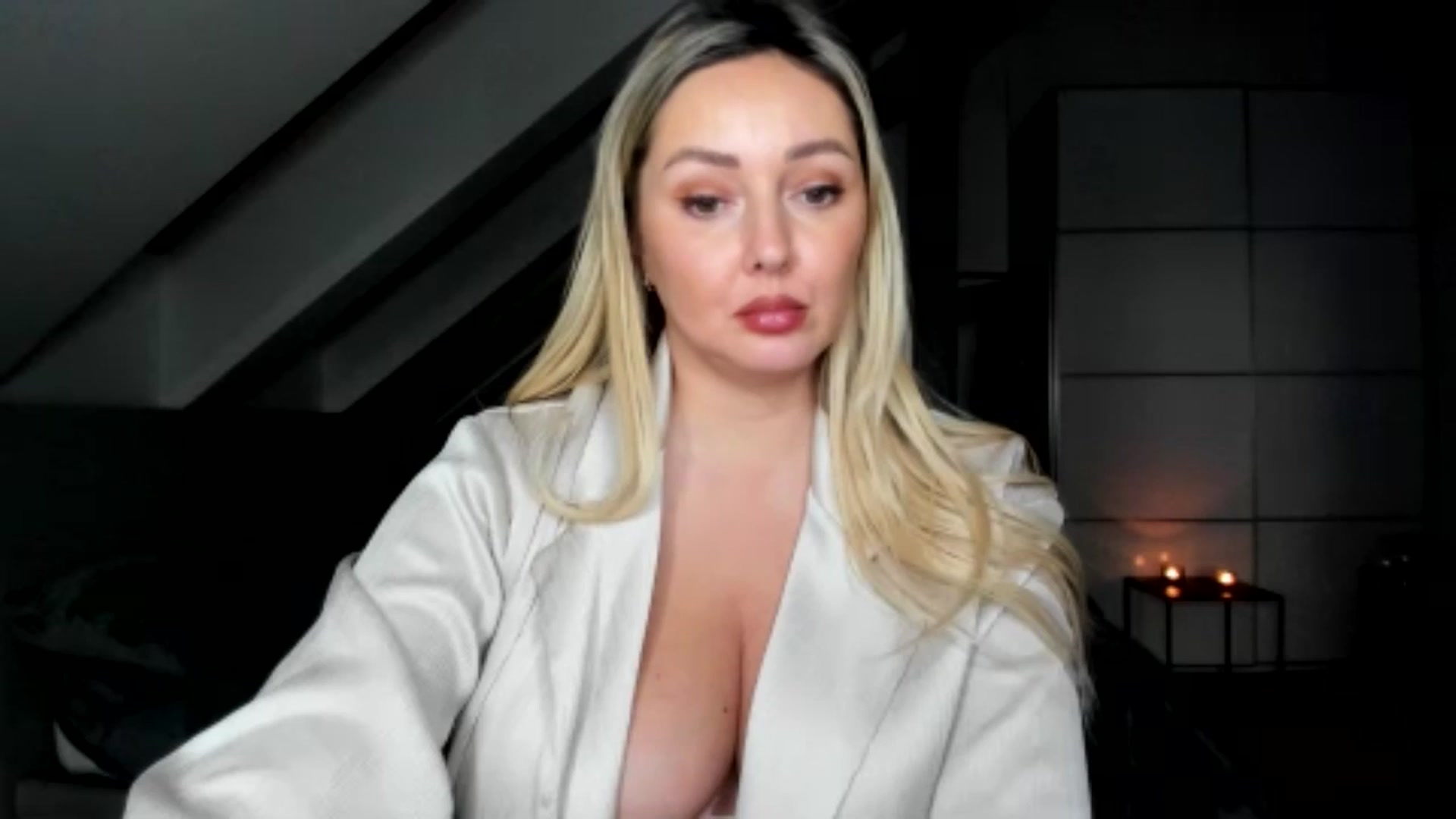 Gallery image thumbnail from BdayMi_Ha's myfreecams stream on, 01/03/2026, 22:39 image 1 of 20