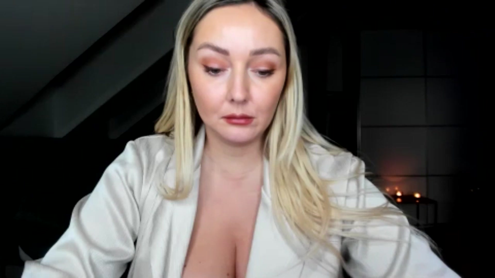 Gallery image thumbnail from BdayMi_Ha's myfreecams stream on, 01/03/2026, 22:39 image 3 of 20