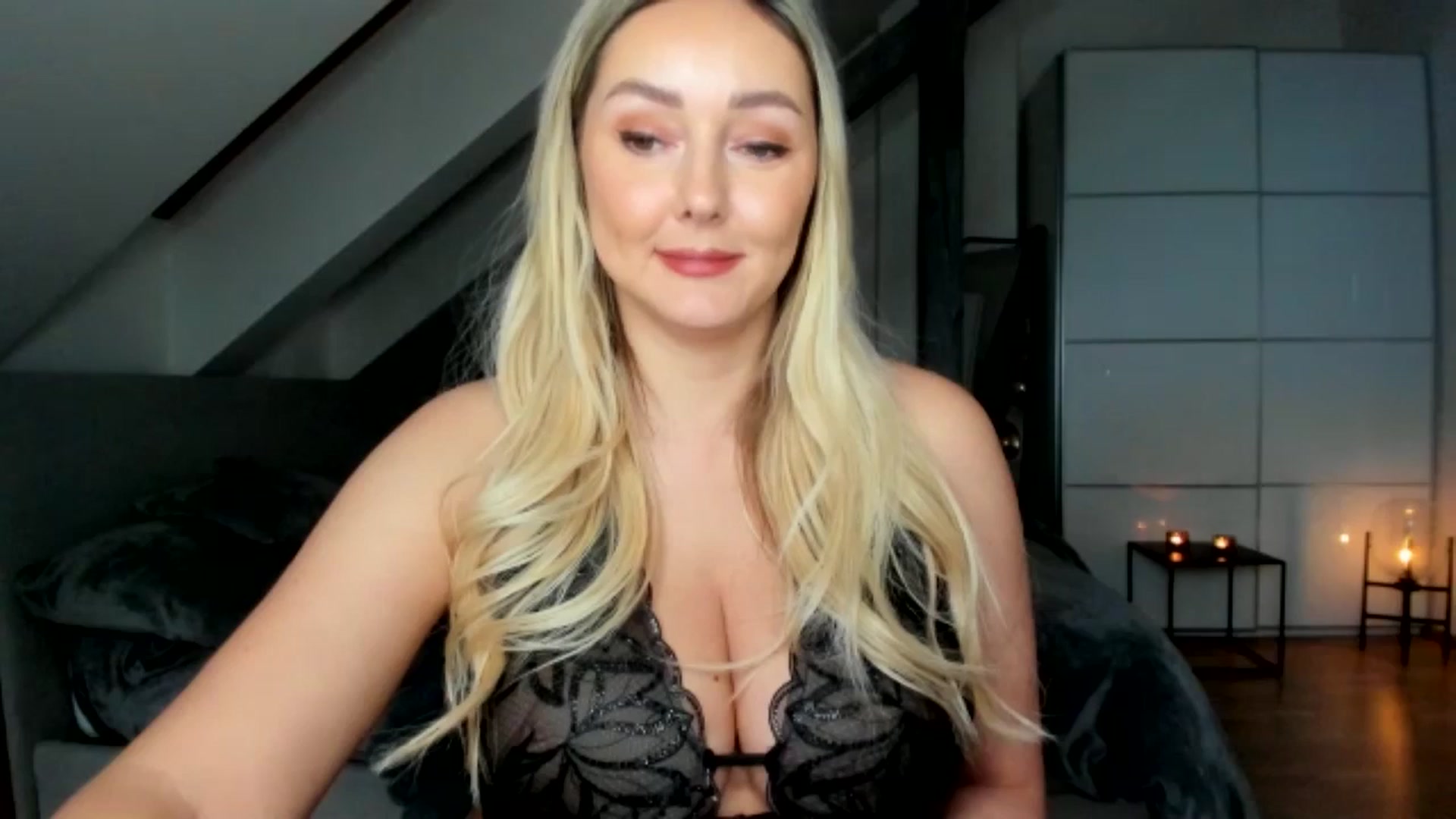 Gallery image thumbnail from BdayMi_Ha's myfreecams stream on, 01/04/2026, 14:27 image 4 of 20