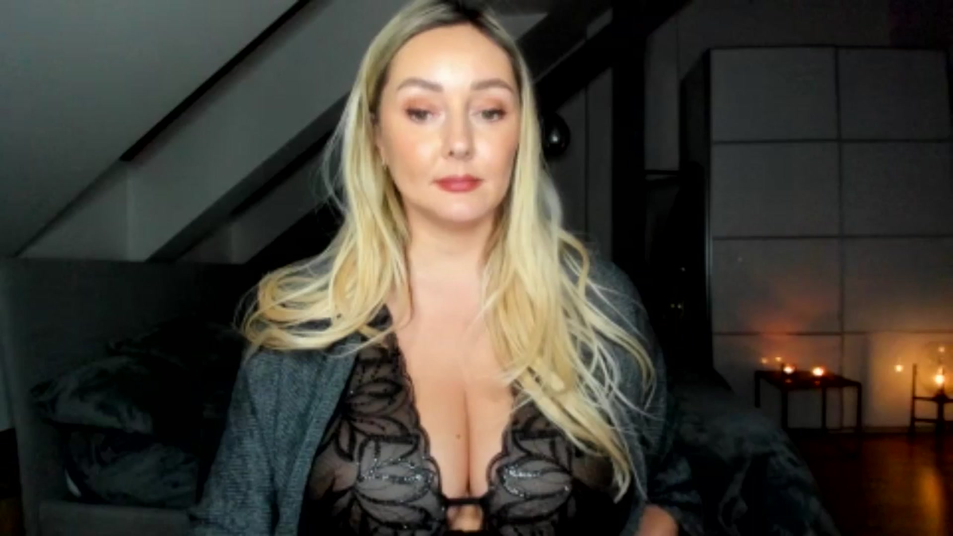 Gallery image thumbnail from BdayMi_Ha's myfreecams stream on, 01/04/2026, 16:51 image 13 of 20