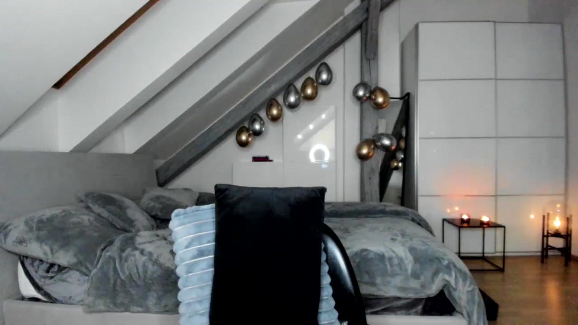 Gallery image thumbnail from BdayMi_Ha's myfreecams stream on, 01/12/2026, 17:05 image 12 of 20