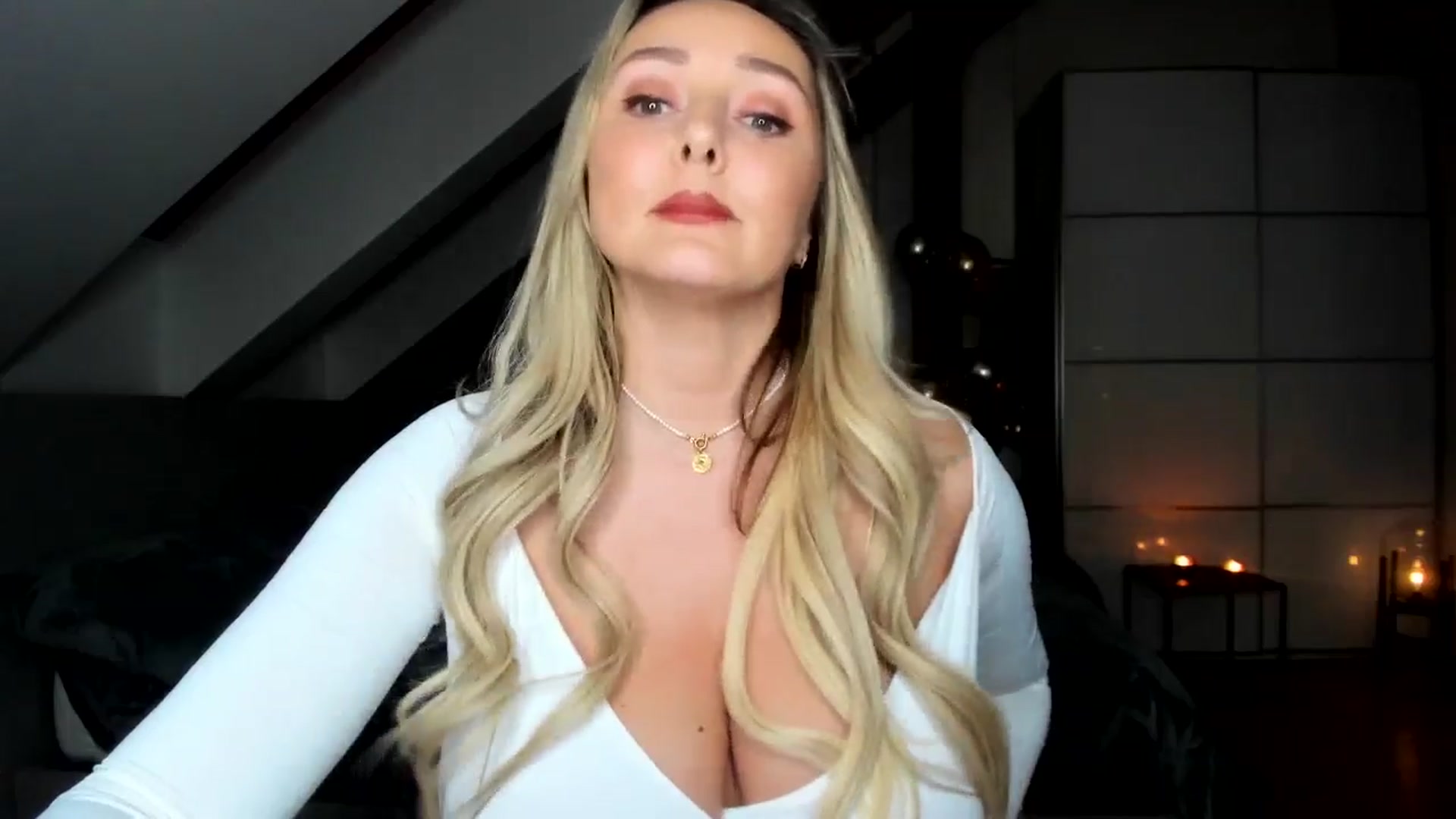 Gallery image thumbnail from BdayMi_Ha's myfreecams stream on, 01/12/2026, 17:05 image 3 of 20