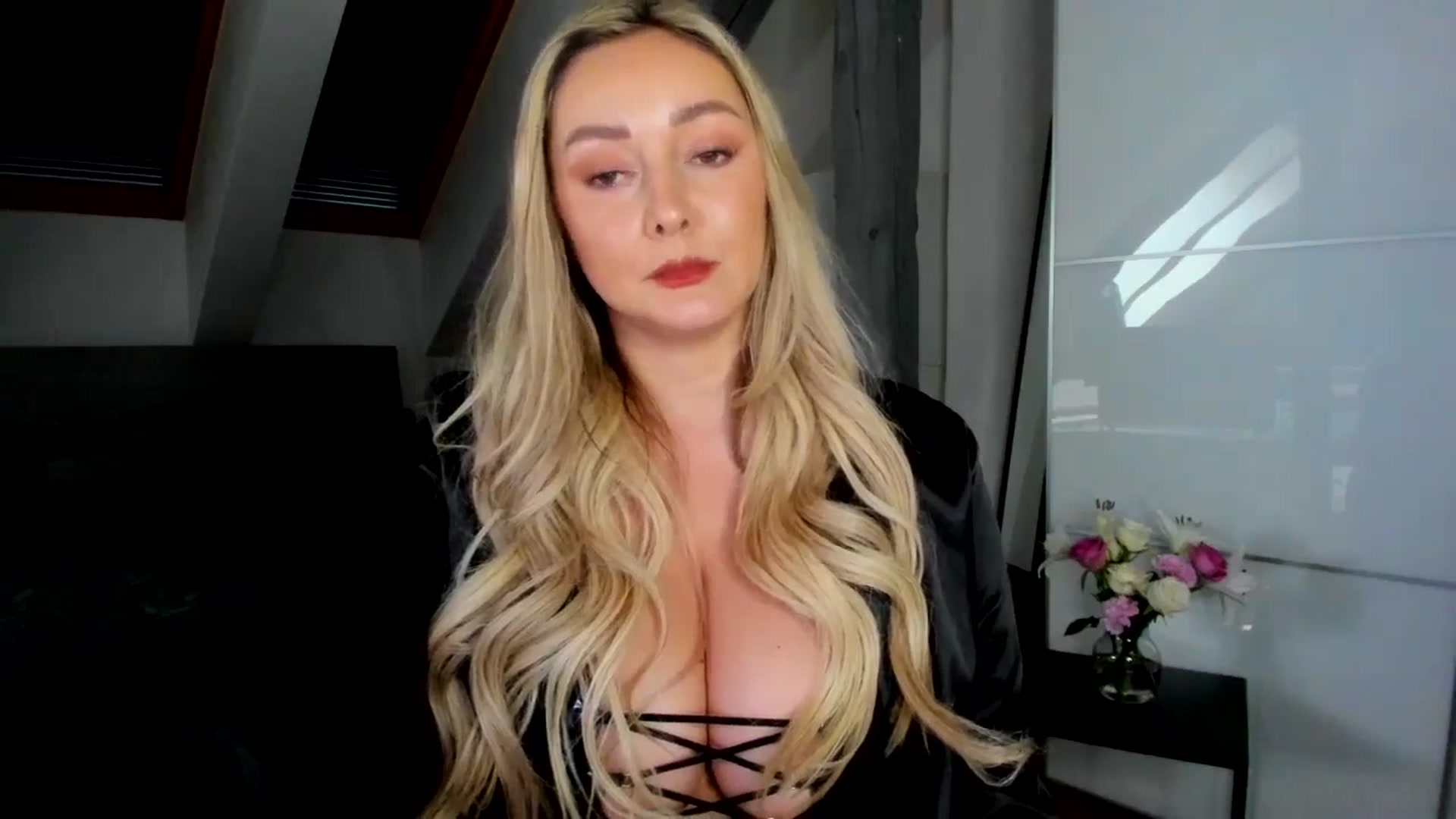 Gallery image thumbnail from BdayMi_Ha's myfreecams stream on, 01/25/2026, 13:10 image 17 of 20