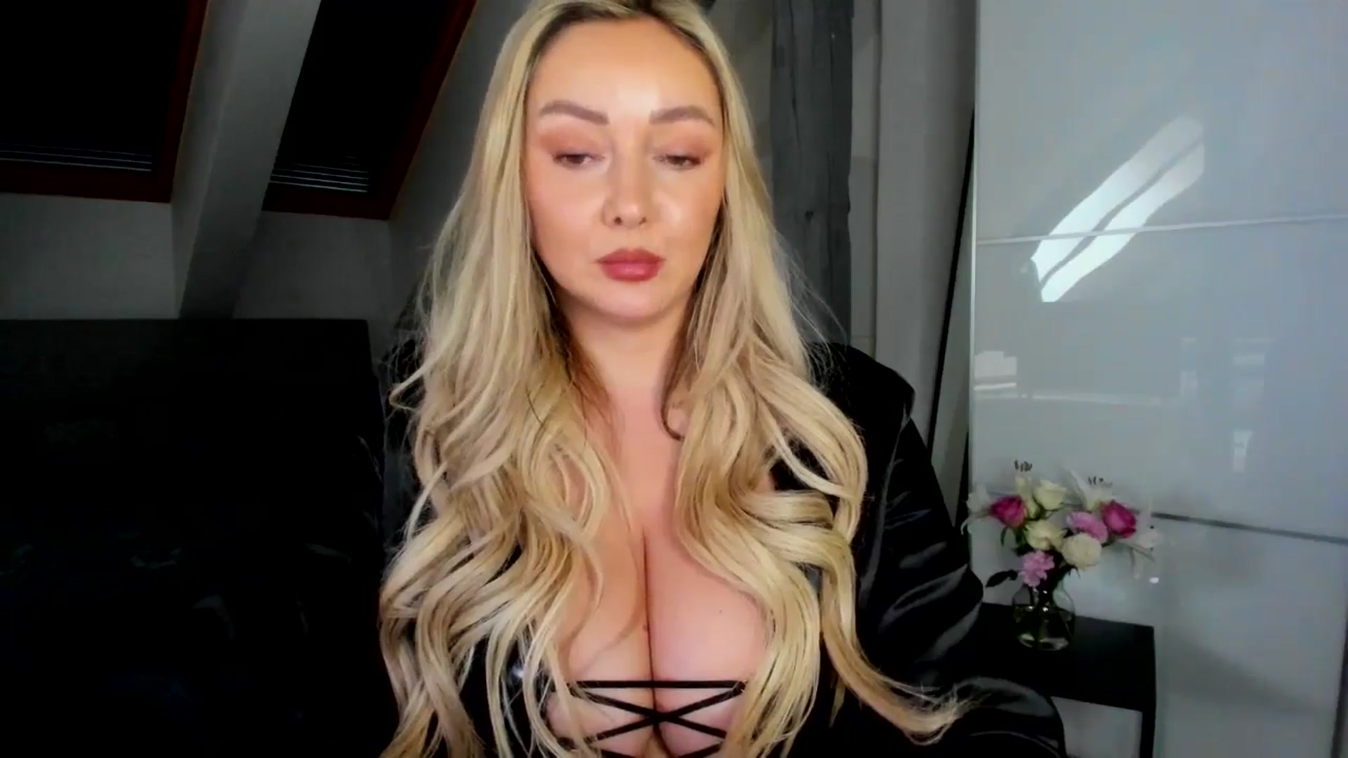 Gallery image thumbnail from BdayMi_Ha's myfreecams stream on, 01/25/2026, 13:10 image 16 of 20