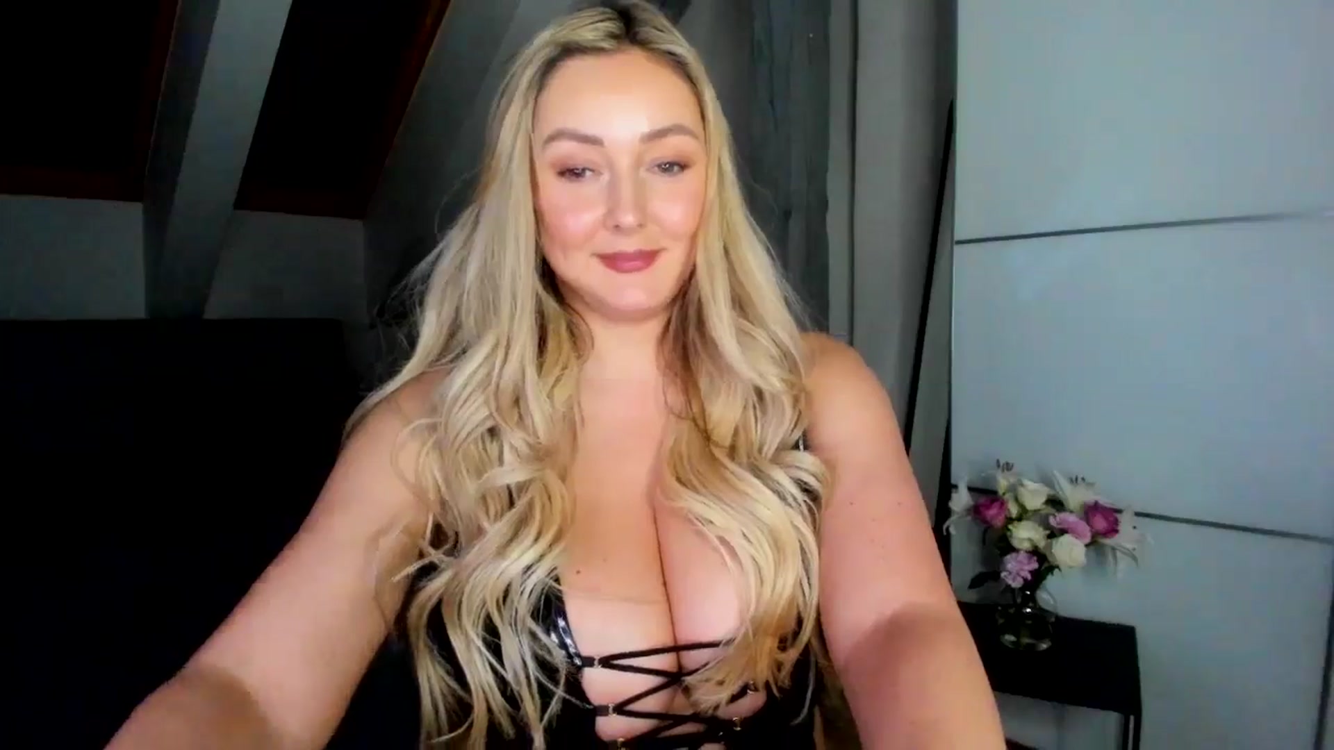 Gallery image thumbnail from BdayMi_Ha's myfreecams stream on, 01/25/2026, 16:48 image 15 of 20