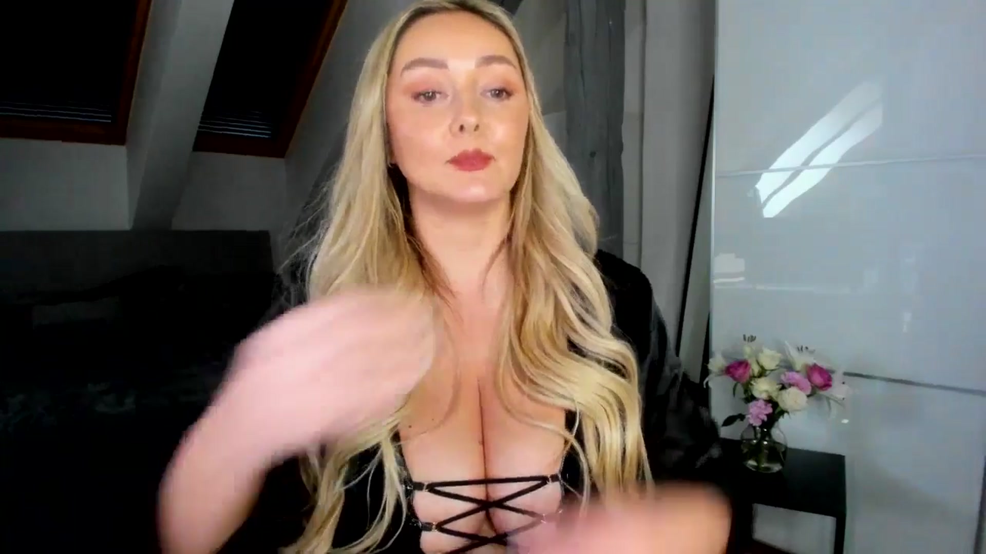 Gallery image thumbnail from BdayMi_Ha's myfreecams stream on, 01/25/2026, 16:48 image 2 of 20