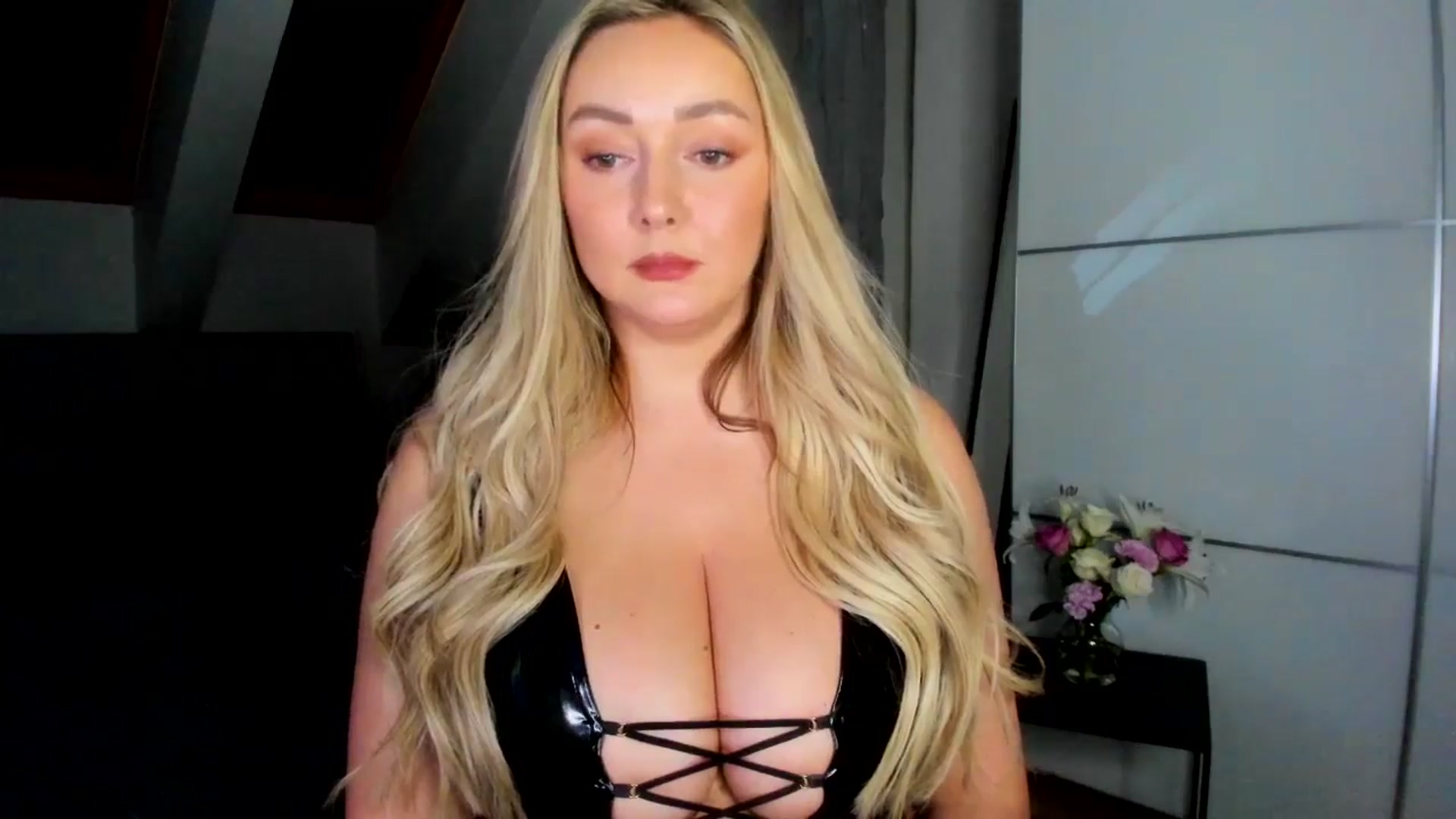 Gallery image thumbnail from BdayMi_Ha's myfreecams stream on, 01/25/2026, 16:48 image 13 of 20