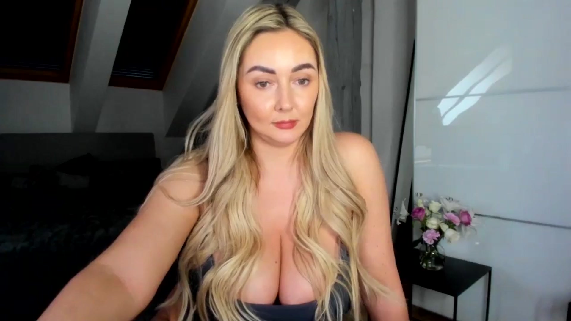 Gallery image thumbnail from BdayMi_Ha's myfreecams stream on, 01/26/2026, 13:58 image 15 of 20