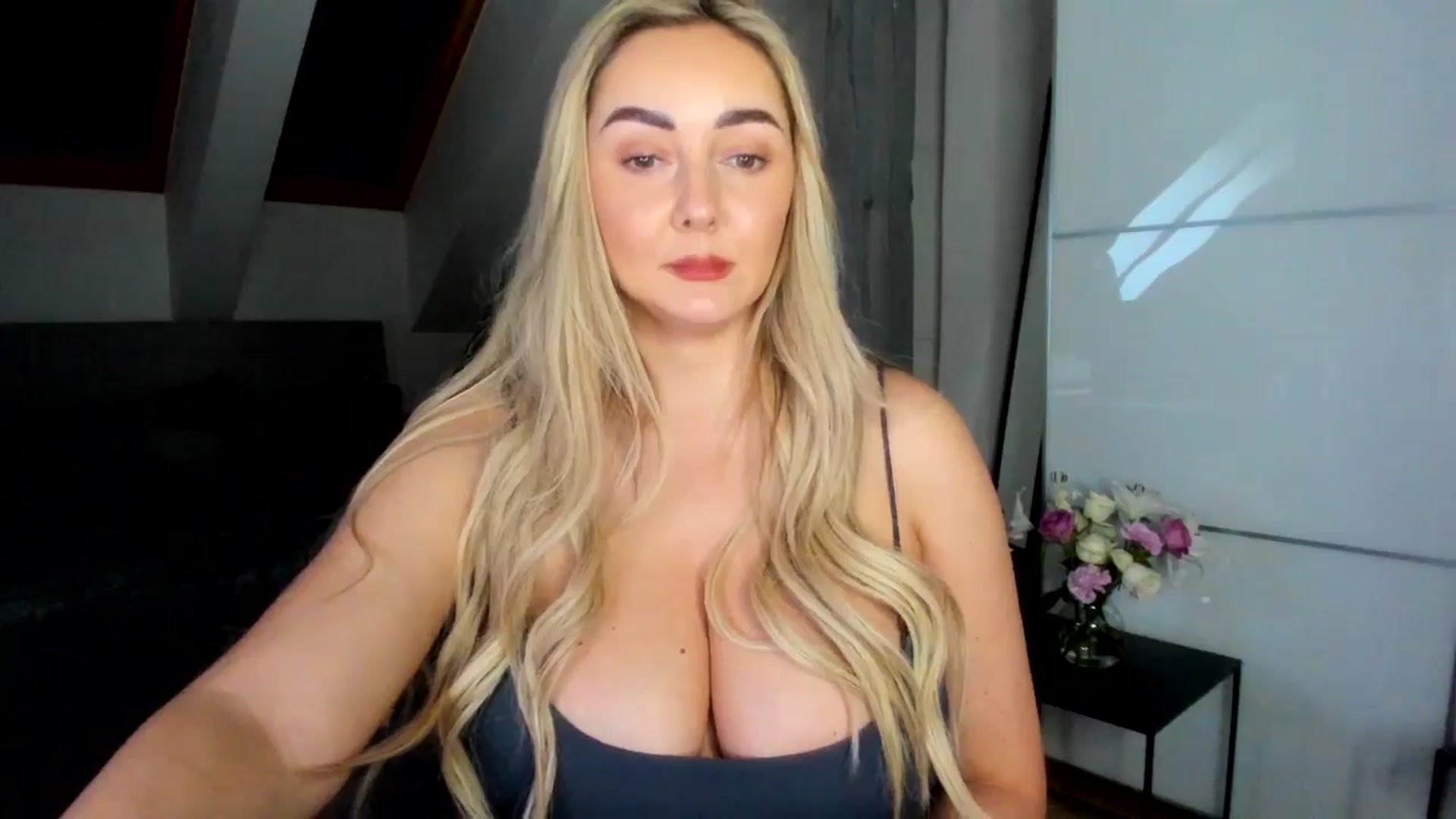 Gallery image thumbnail from BdayMi_Ha's myfreecams stream on, 01/26/2026, 14:45 image 15 of 20