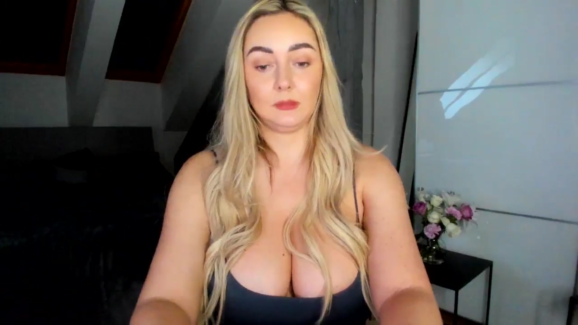 Gallery image thumbnail from BdayMi_Ha's myfreecams stream on, 01/26/2026, 14:45 image 18 of 20