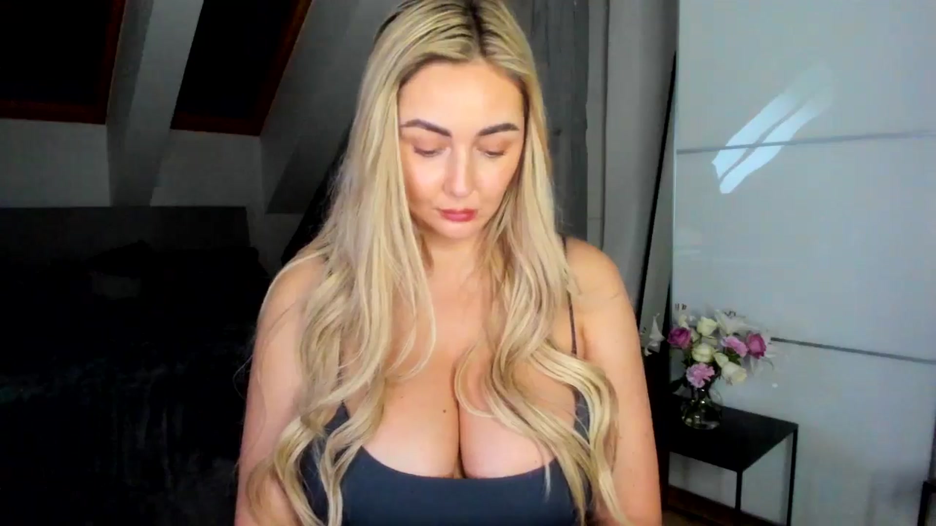 Gallery image thumbnail from BdayMi_Ha's myfreecams stream on, 01/26/2026, 14:45 image 16 of 20