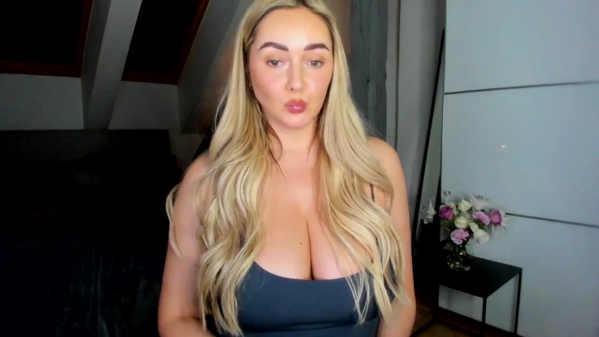 Gallery image thumbnail from BdayMi_Ha's myfreecams stream on, 01/26/2026, 17:15 image 19 of 20