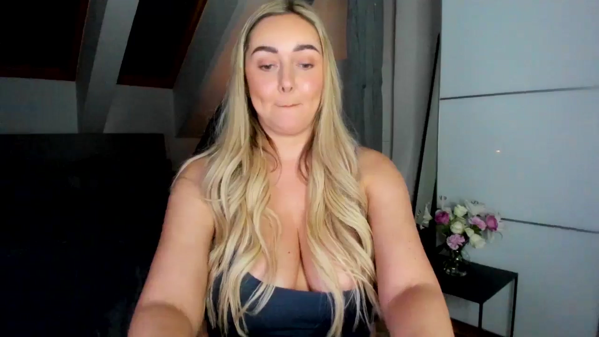 Gallery image thumbnail from BdayMi_Ha's myfreecams stream on, 01/26/2026, 17:15 image 2 of 20