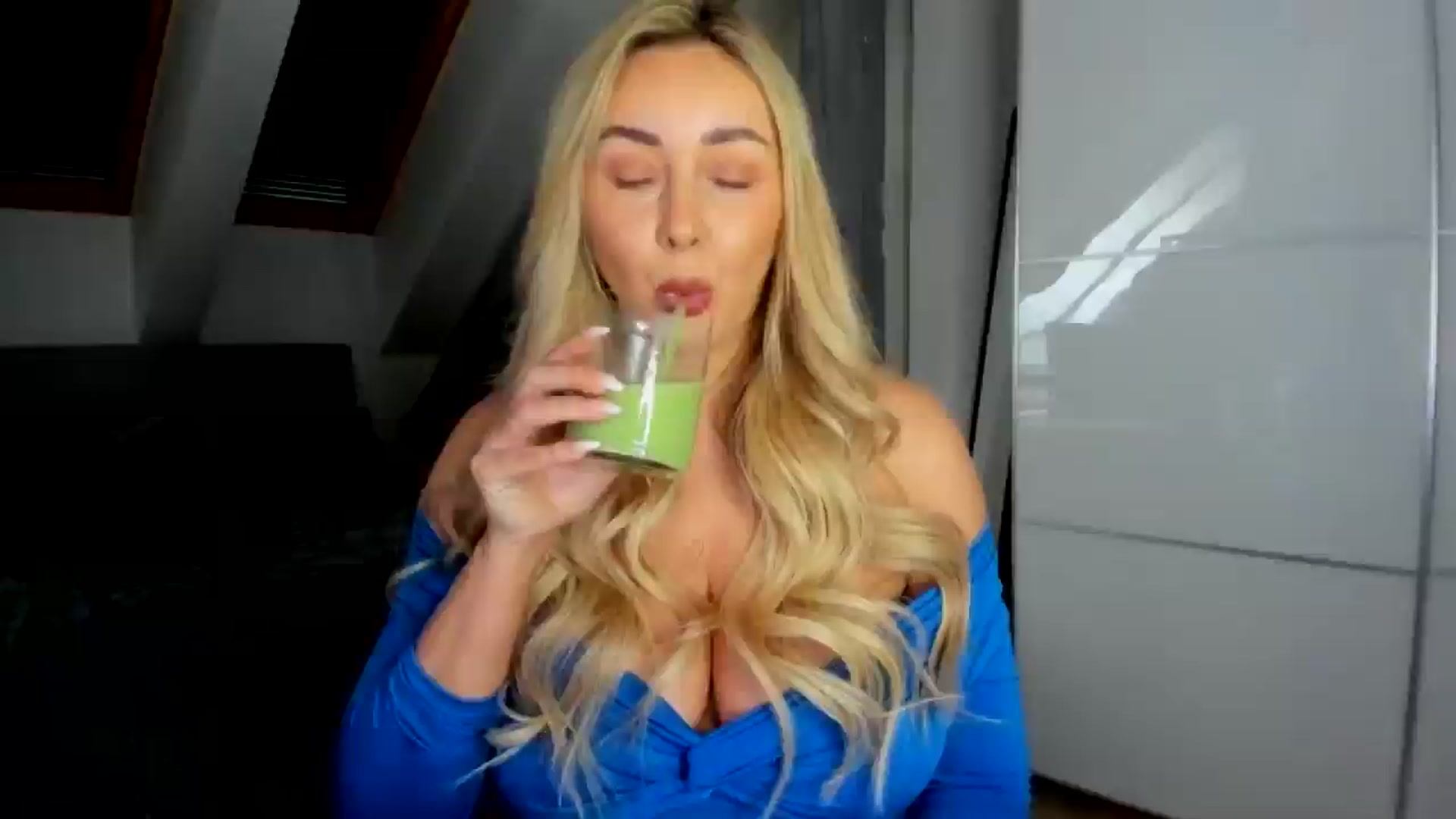 Gallery image thumbnail from BdayMi_Ha's myfreecams stream on, 01/27/2026, 12:23 image 6 of 20