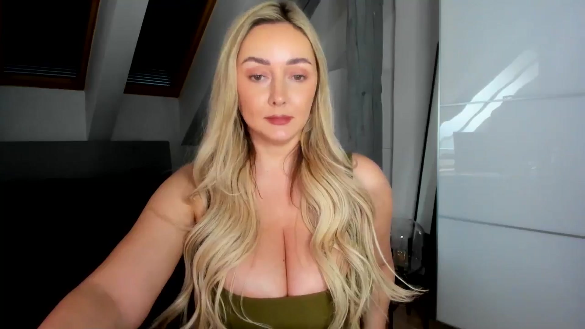 Gallery image thumbnail from BdayMi_Ha's myfreecams stream on, 01/28/2026, 13:51 image 4 of 20