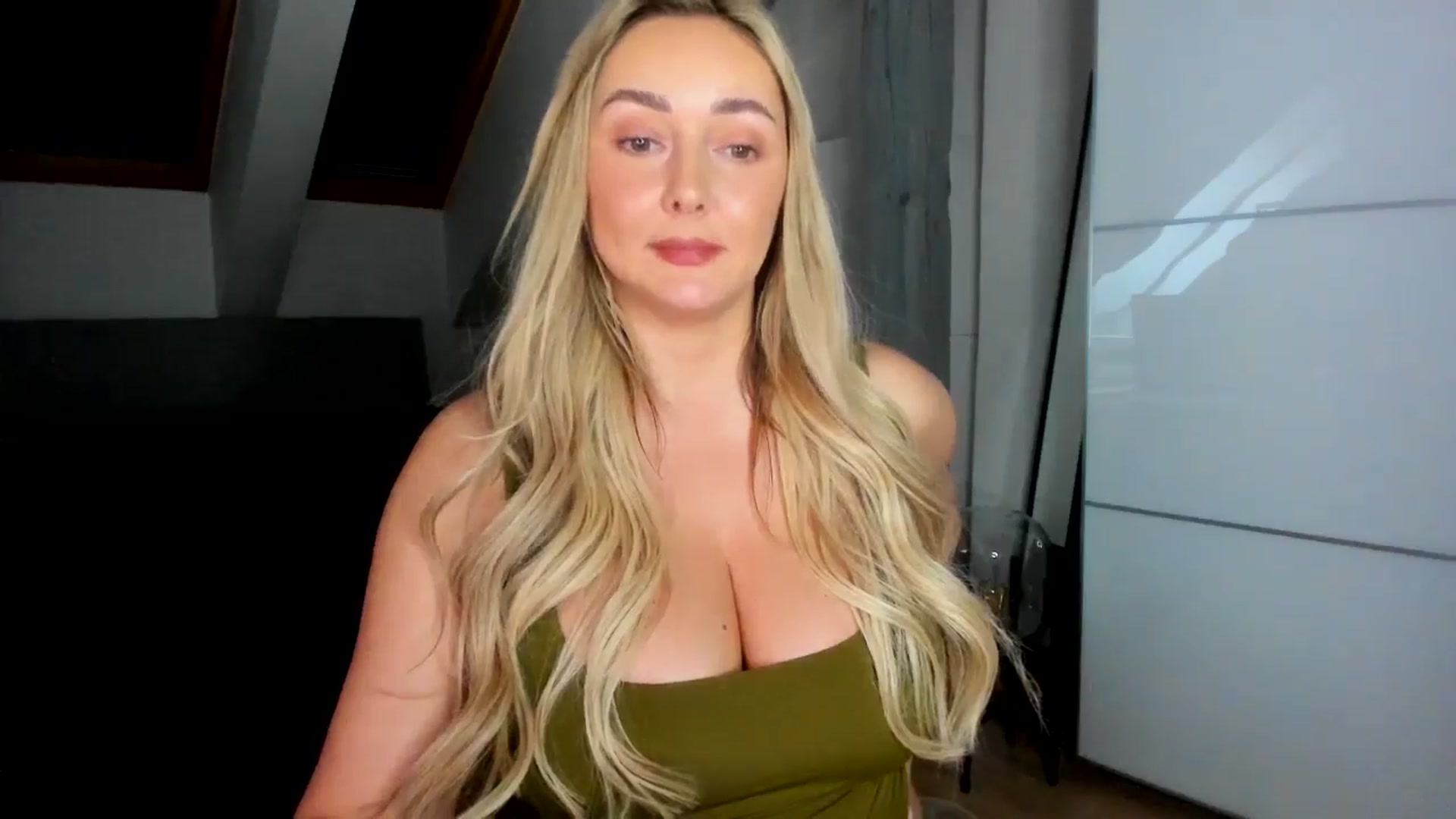 Gallery image thumbnail from BdayMi_Ha's myfreecams stream on, 01/28/2026, 16:32 image 4 of 20