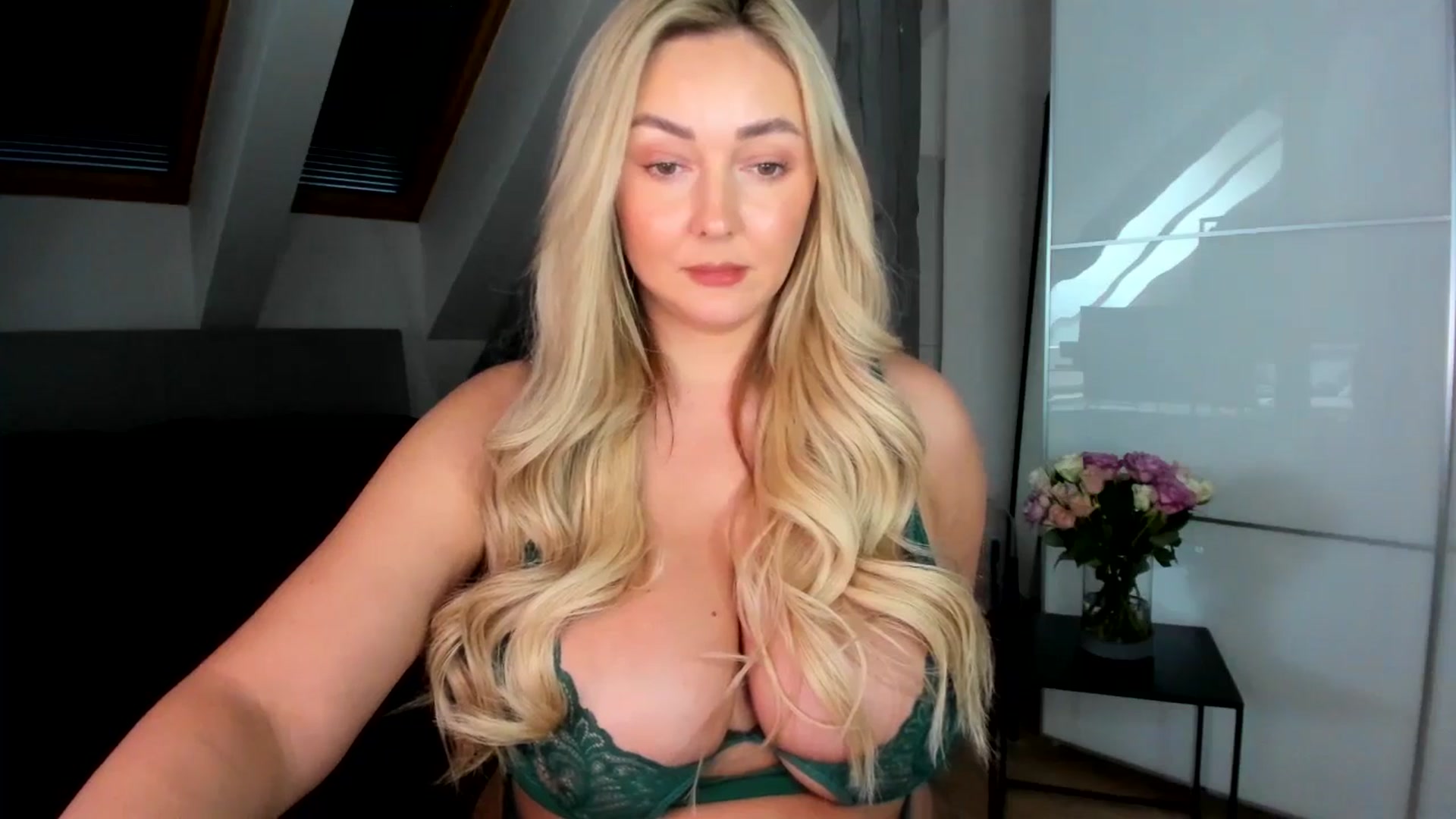 Gallery image thumbnail from BdayMi_Ha's myfreecams stream on, 01/31/2026, 14:25 image 8 of 20