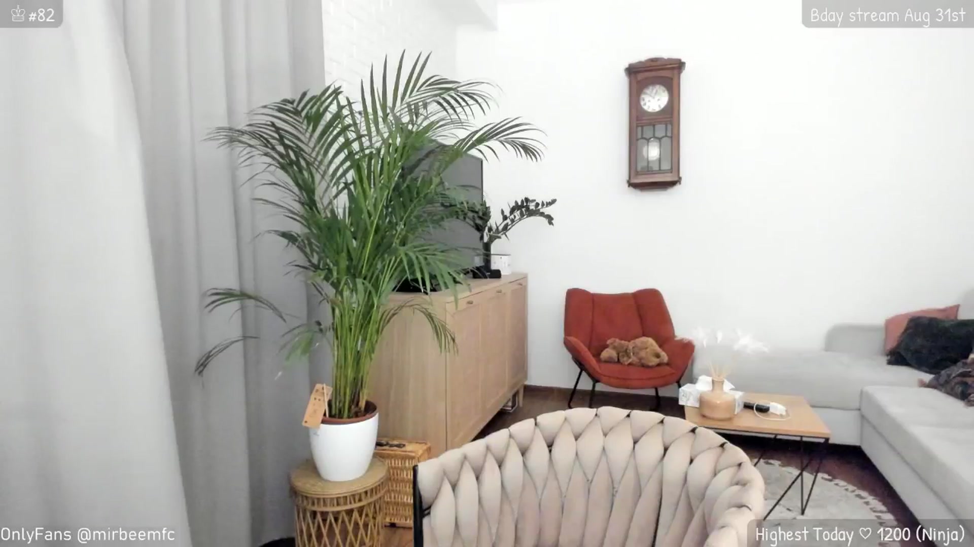 Gallery image thumbnail from BdayMirBee's myfreecams stream on, 08/03/2024, 24:01 image 20 of 20
