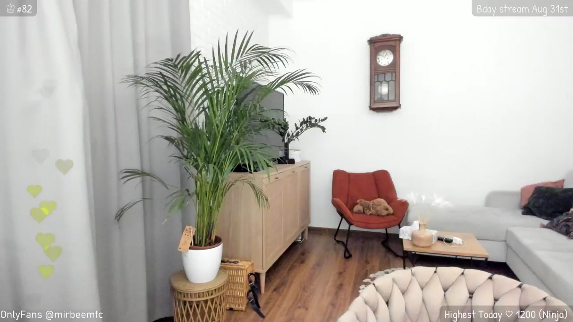 Gallery image thumbnail from BdayMirBee's myfreecams stream on, 08/03/2024, 24:01 image 18 of 20