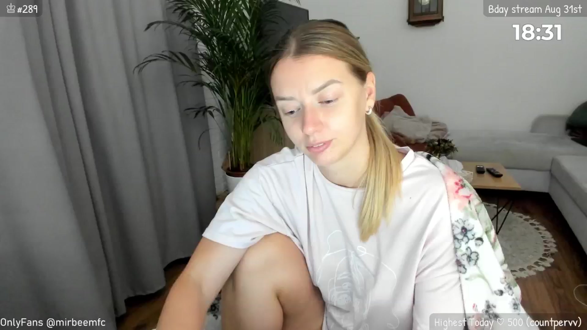 Gallery image thumbnail from BdayMonthMir's myfreecams stream on, 08/19/2024, 24:48 image 13 of 20