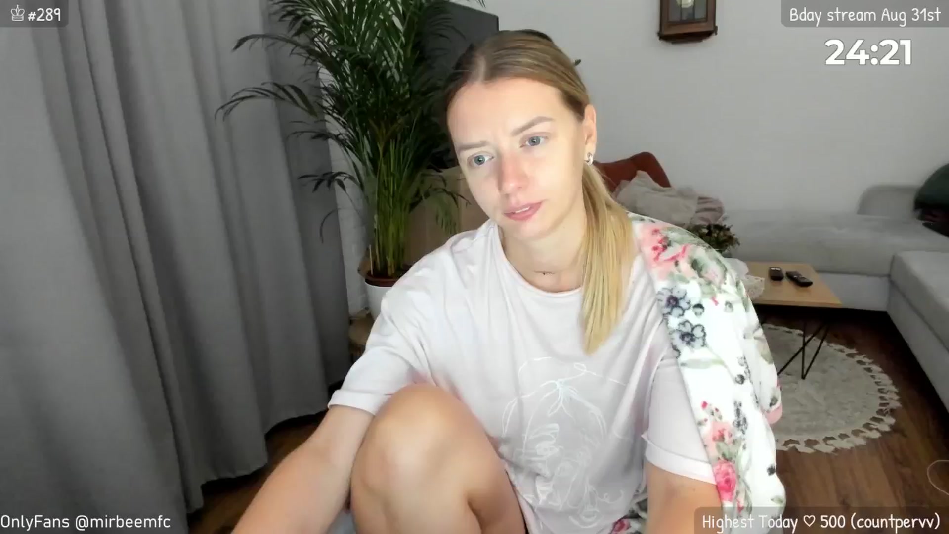 Gallery image thumbnail from BdayMonthMir's myfreecams stream on, 08/19/2024, 24:48 image 11 of 20