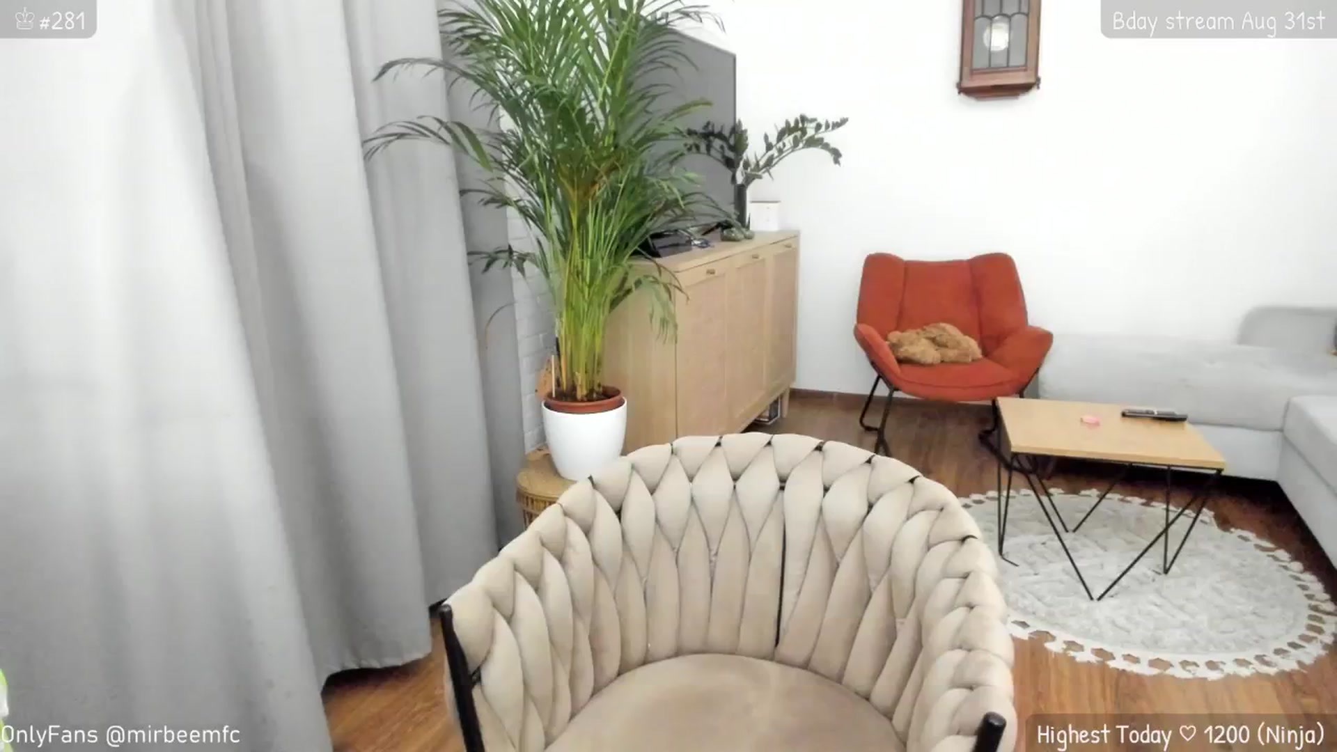 Gallery image thumbnail from BdayMonthMir's myfreecams stream on, 08/20/2024, 01:34 image 10 of 20
