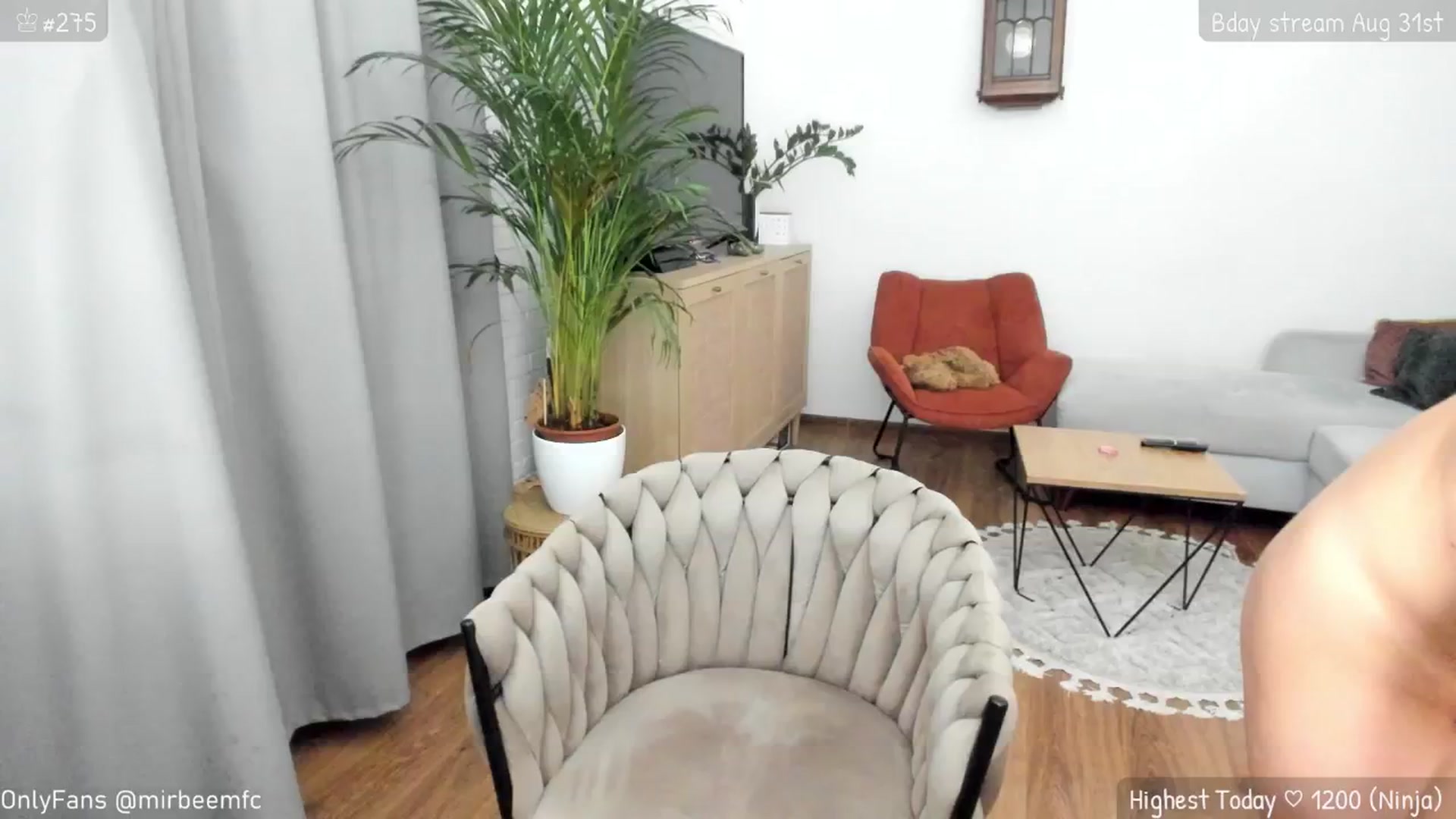 Gallery image thumbnail from BdayMonthMir's myfreecams stream on, 08/20/2024, 02:20 image 1 of 20