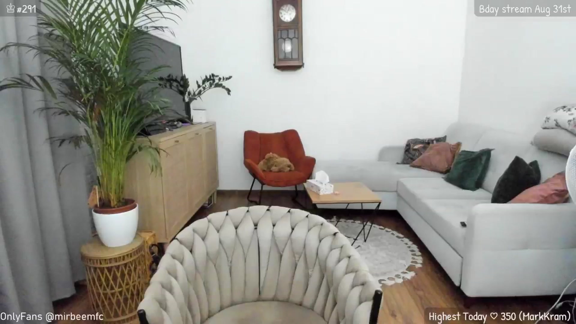 Gallery image thumbnail from BdayMonthMir's myfreecams stream on, 08/22/2024, 01:05 image 6 of 20