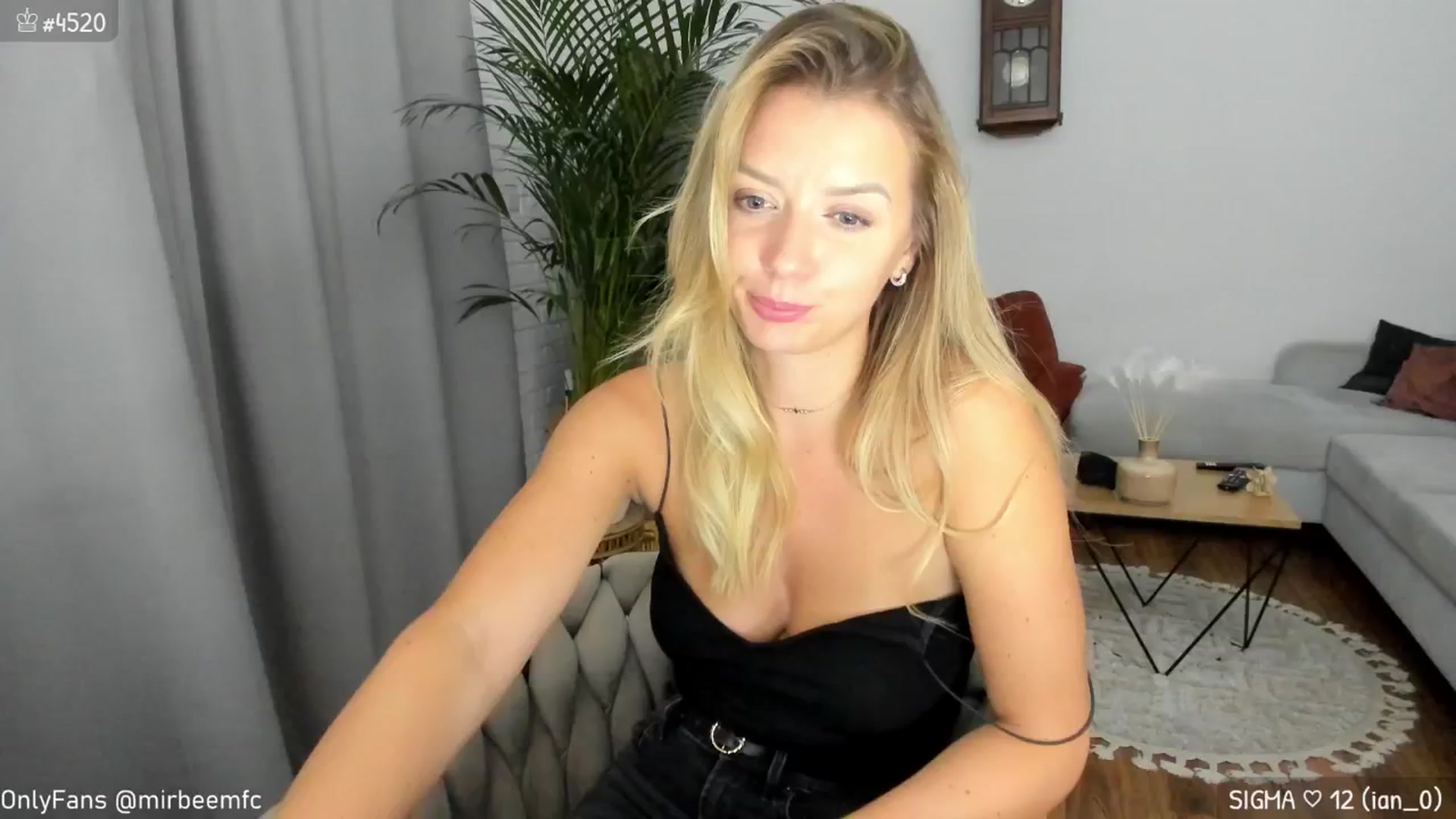 Gallery image thumbnail from BdayMonthMir's myfreecams stream on, 09/12/2024, 24:37 image 3 of 20