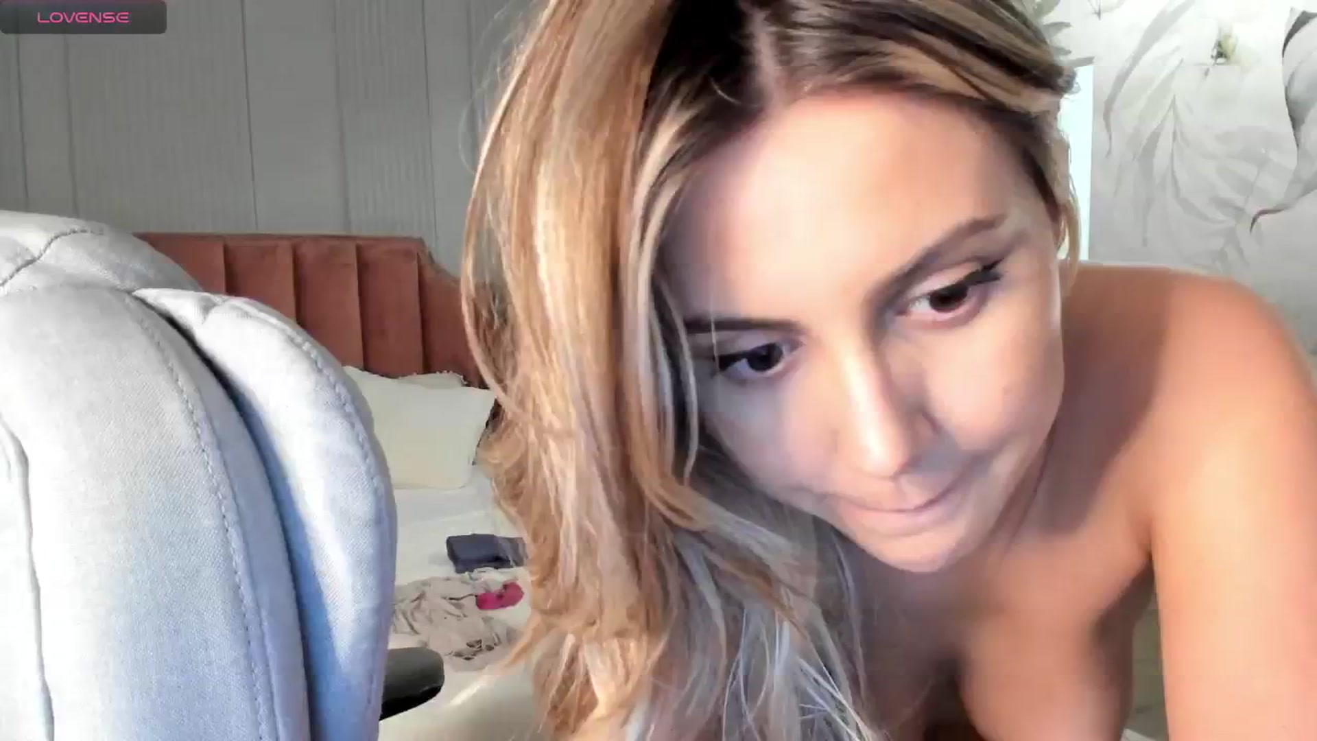 Gallery image thumbnail from BdayMonthNel's myfreecams stream on, 08/02/2024, 22:31 image 15 of 20