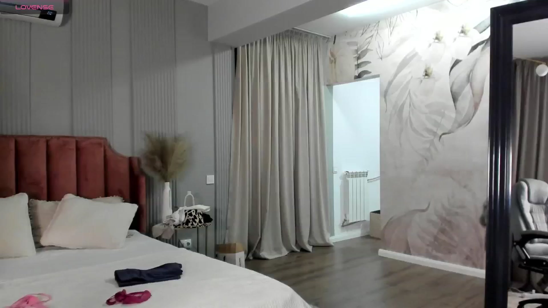 Gallery image thumbnail from BdayMonthNel's myfreecams stream on, 08/02/2024, 22:31 image 7 of 20