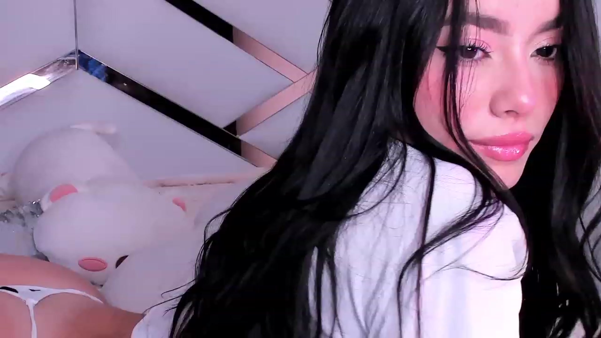 Gallery image thumbnail from BdayNatasha's myfreecams stream on, 05/21/2023, 06:53 image 6 of 20