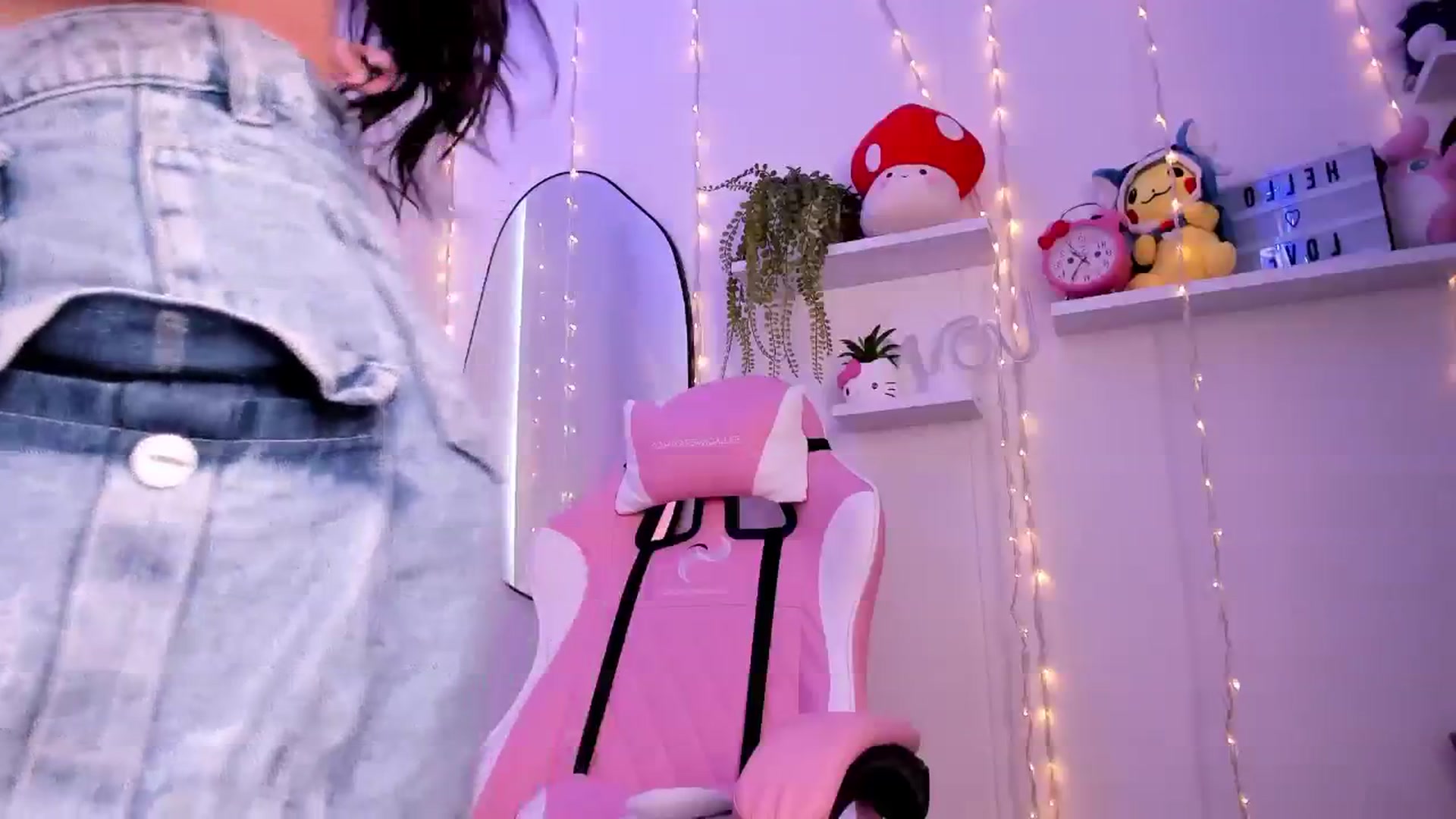 Gallery image thumbnail from BdayNaty's myfreecams stream on, 05/16/2024, 15:44 image 17 of 20