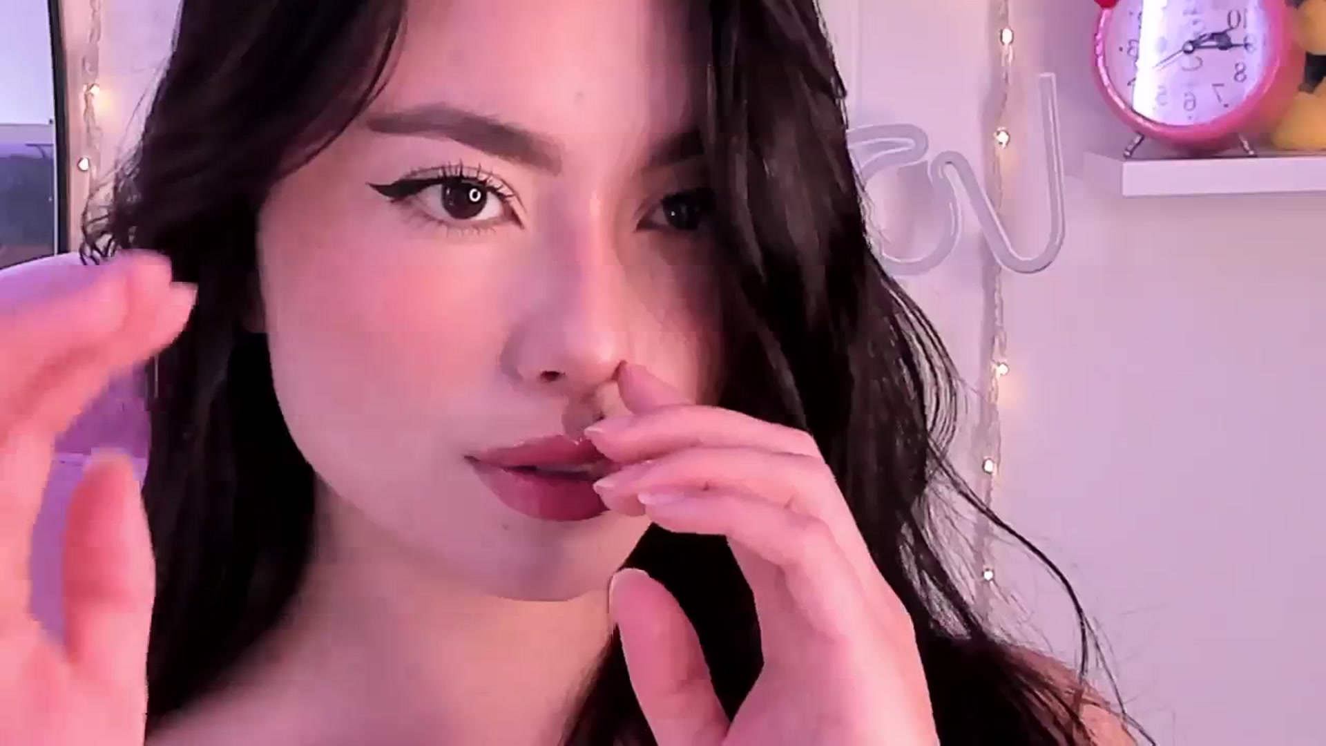 Gallery image thumbnail from BdayNaty's myfreecams stream on, 05/30/2024, 16:01 image 16 of 20