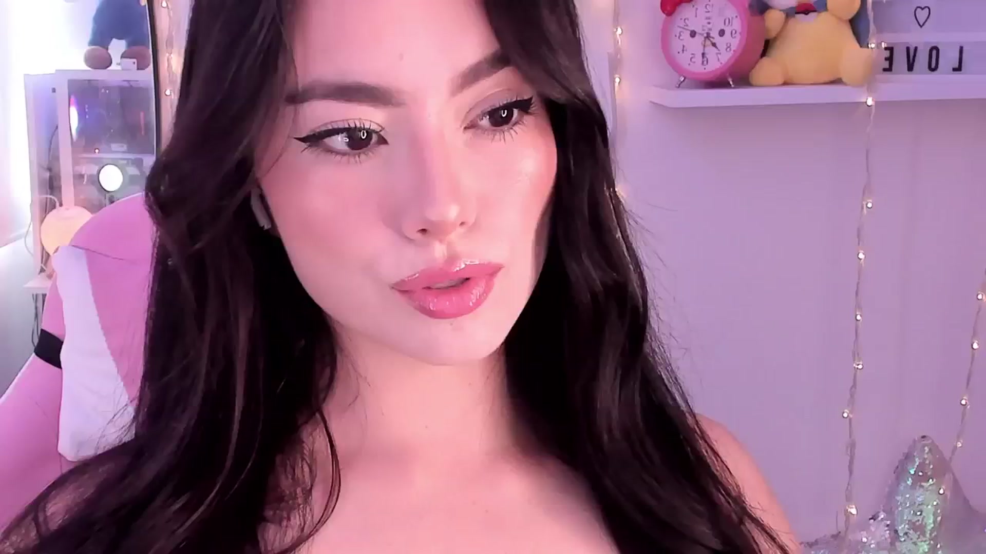 Gallery image thumbnail from BdayNaty's myfreecams stream on, 07/05/2024, 16:52 image 7 of 20