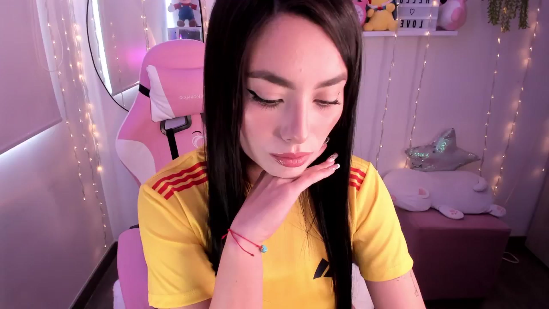 Gallery image thumbnail from BdayNaty's myfreecams stream on, 07/10/2024, 19:49 image 19 of 20