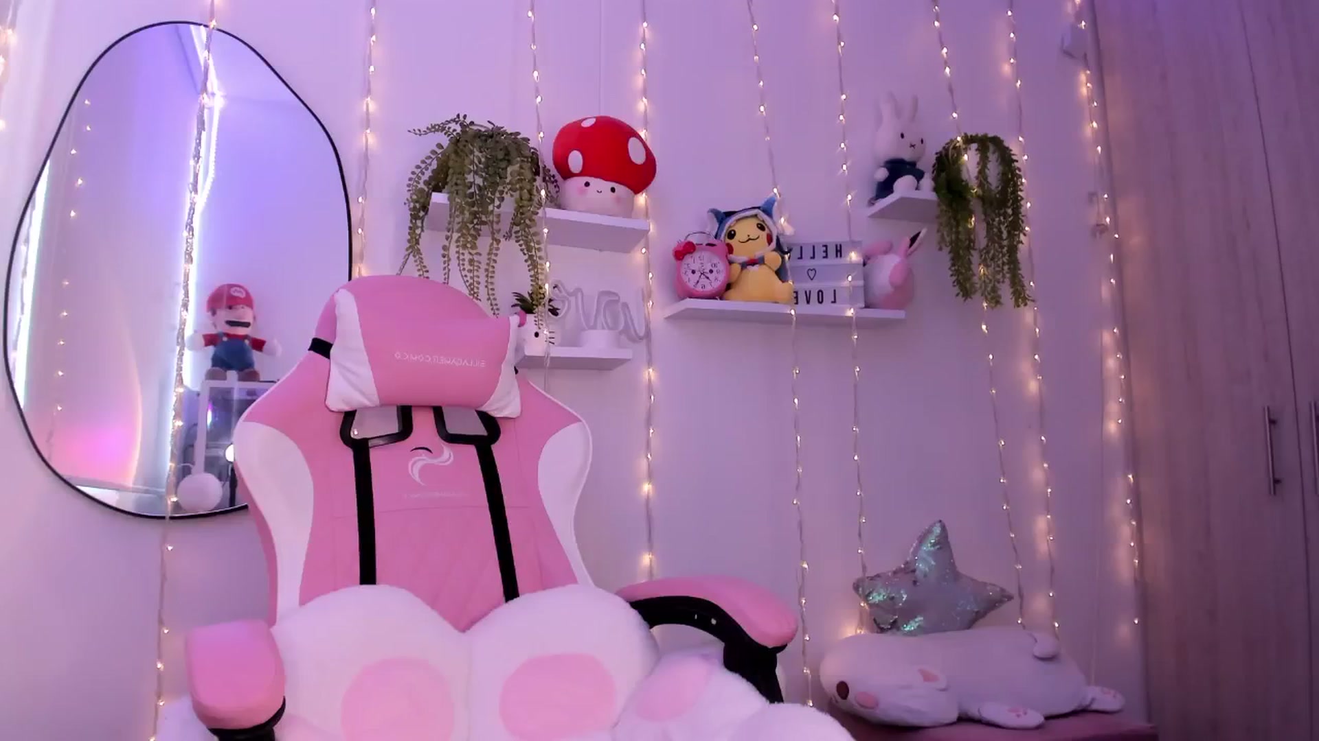 Gallery image thumbnail from BdayNaty's myfreecams stream on, 07/10/2024, 19:49 image 14 of 20