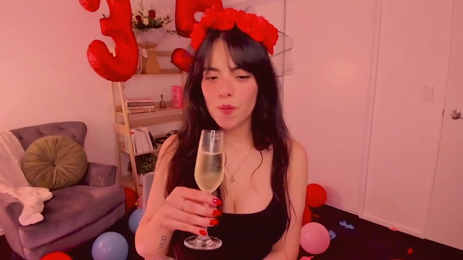 Gallery image thumbnail from BdayNina's myfreecams stream on, 09/01/2025, 05:47 image 9 of 20